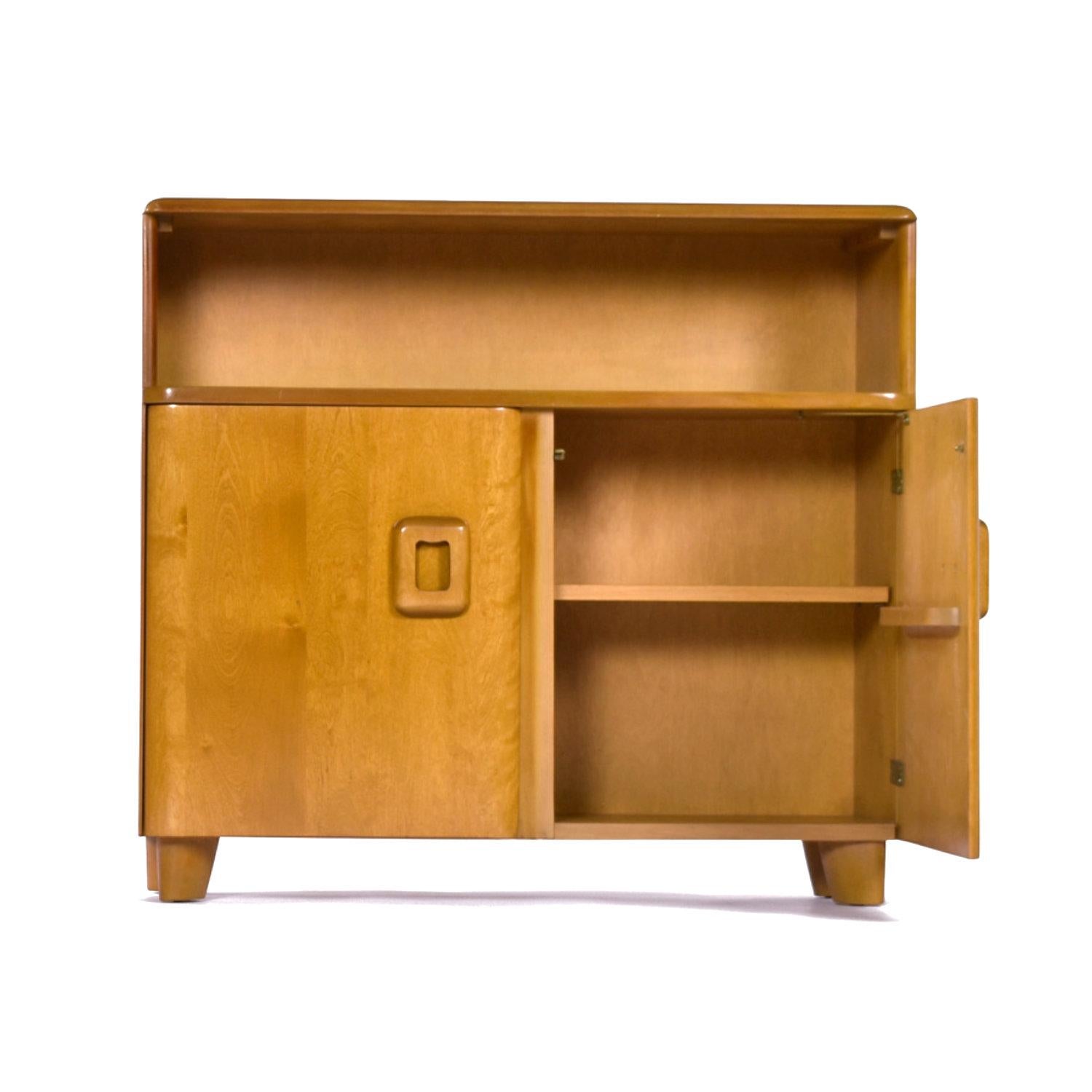 Mid-20th Century Restored Heywood Wakefield Wheat Finish M326 Cabinet Bookcase For Sale