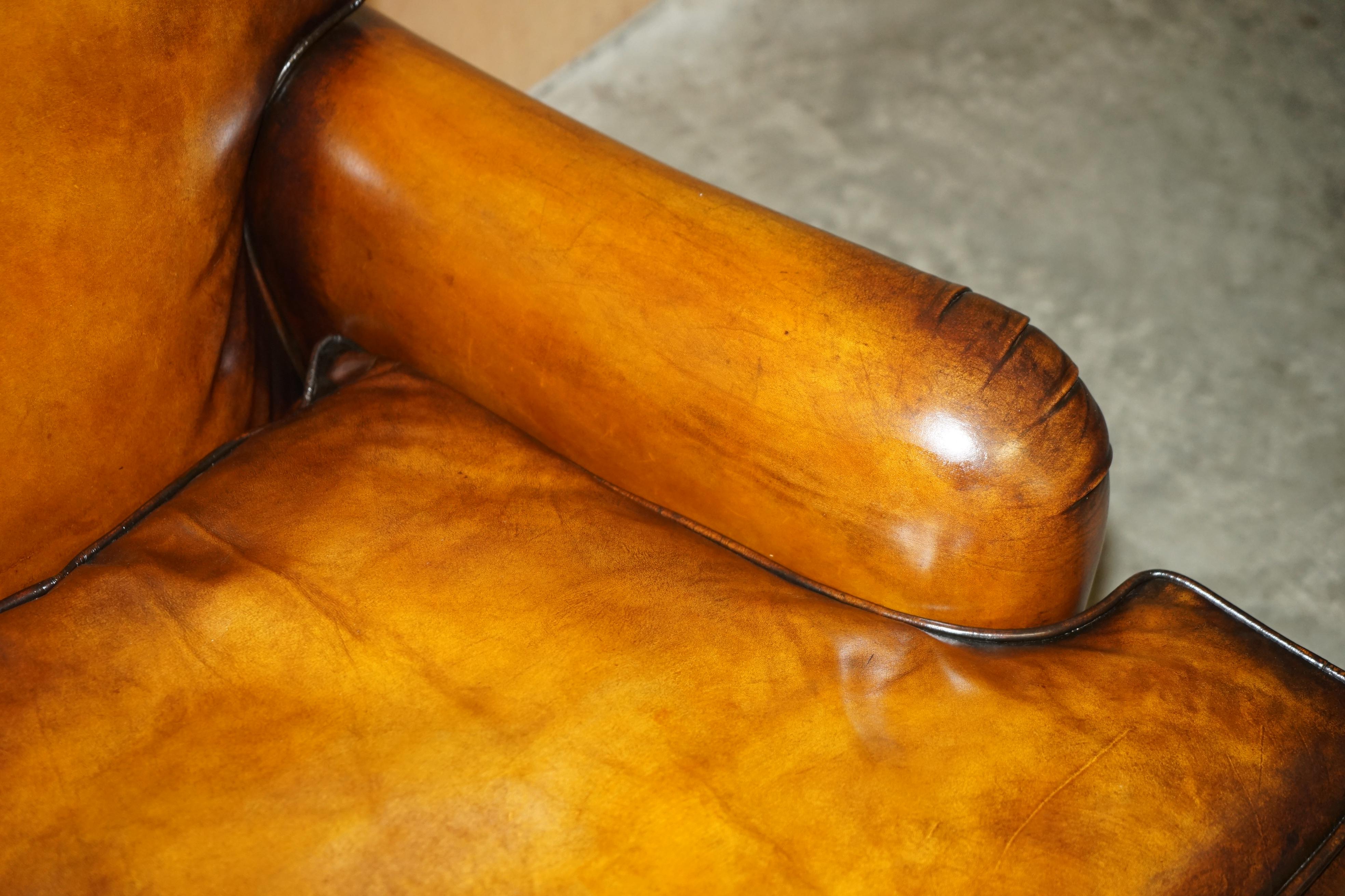 20th Century RESTORED HOWARD & SON'S STYLE SIGNATURE SCROLL ARM STYLE BROWN LEATHER ARMCHAiR For Sale