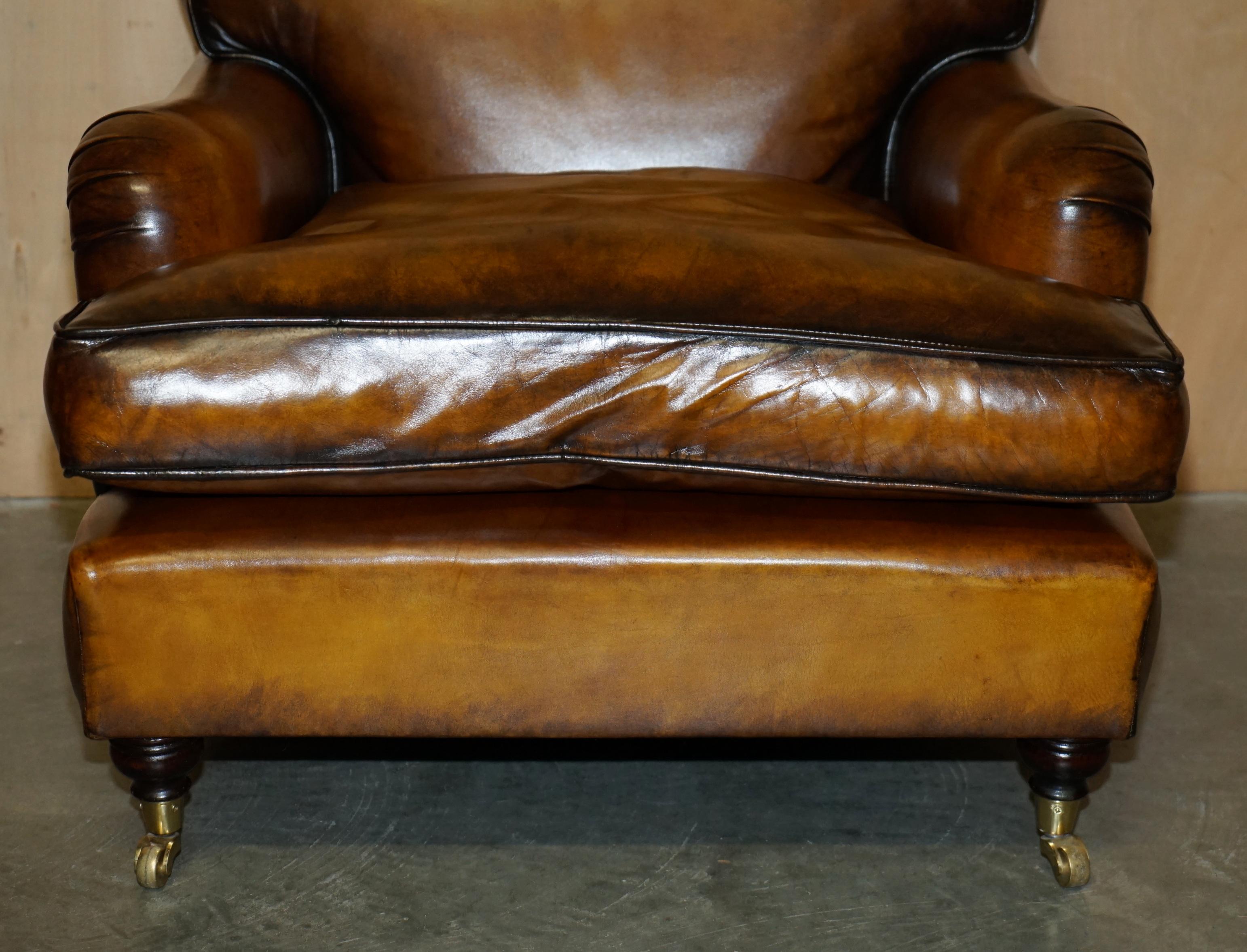 RESTORED HOWARD & SON'S Style SIGNATURE SCROLL ARM Style BROWN LEATHER ARMCHAiR im Angebot 1