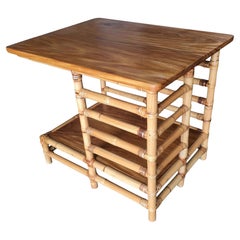 Restaurierter asymmetrischer Rattan-Beistelltisch „Jacob's Ladder“