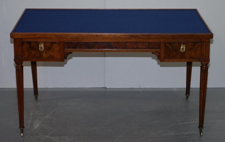 Restored Louis XVI 18th Century Hardwood Walnut Leather Tric Trac Games Table For Sale 6