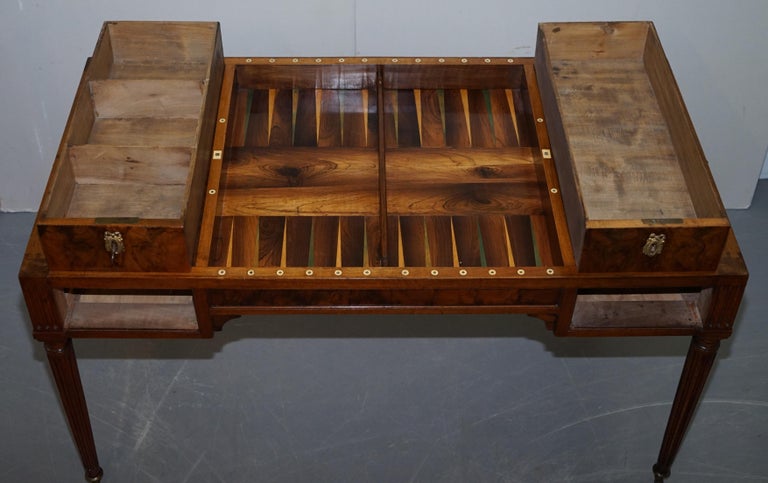 Restored Louis XVI 18th Century Hardwood Walnut Leather Tric Trac Games Table For Sale 14