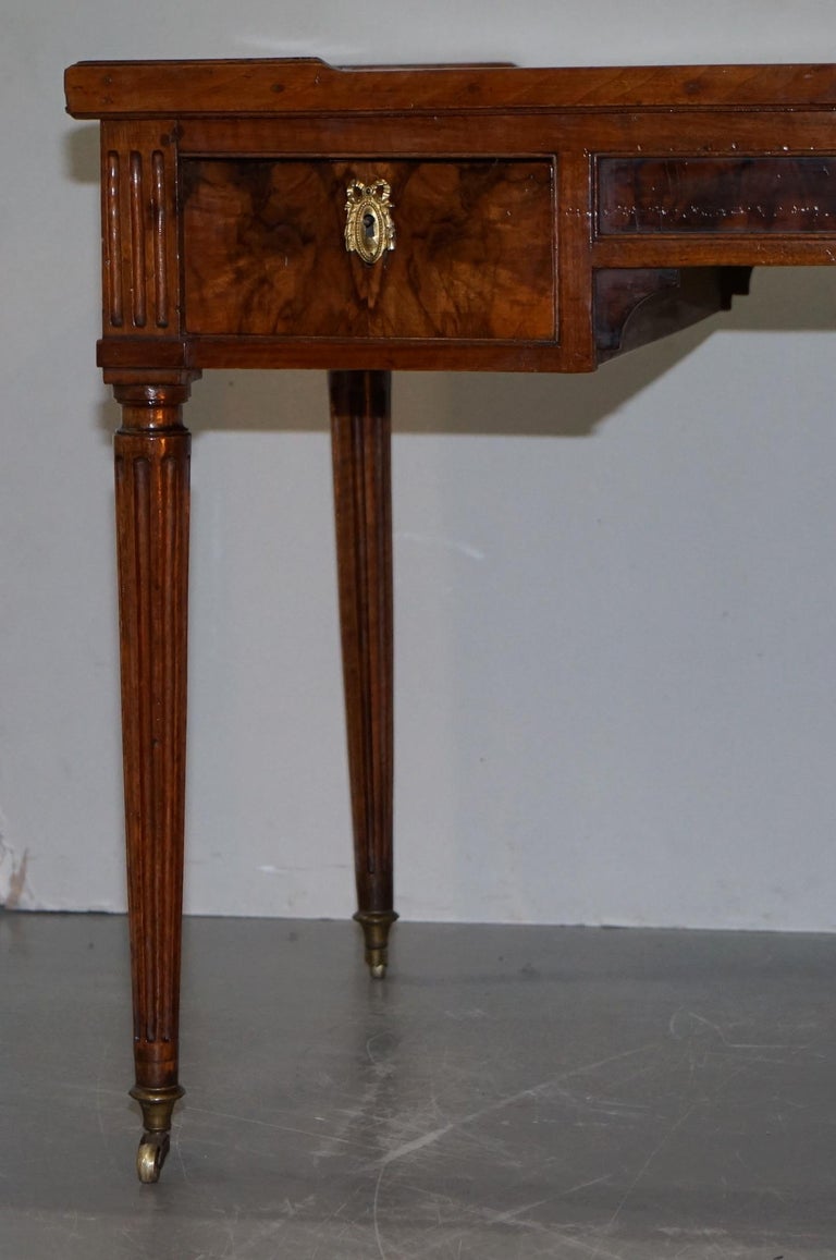 Hand-Crafted Restored Louis XVI 18th Century Hardwood Walnut Leather Tric Trac Games Table For Sale