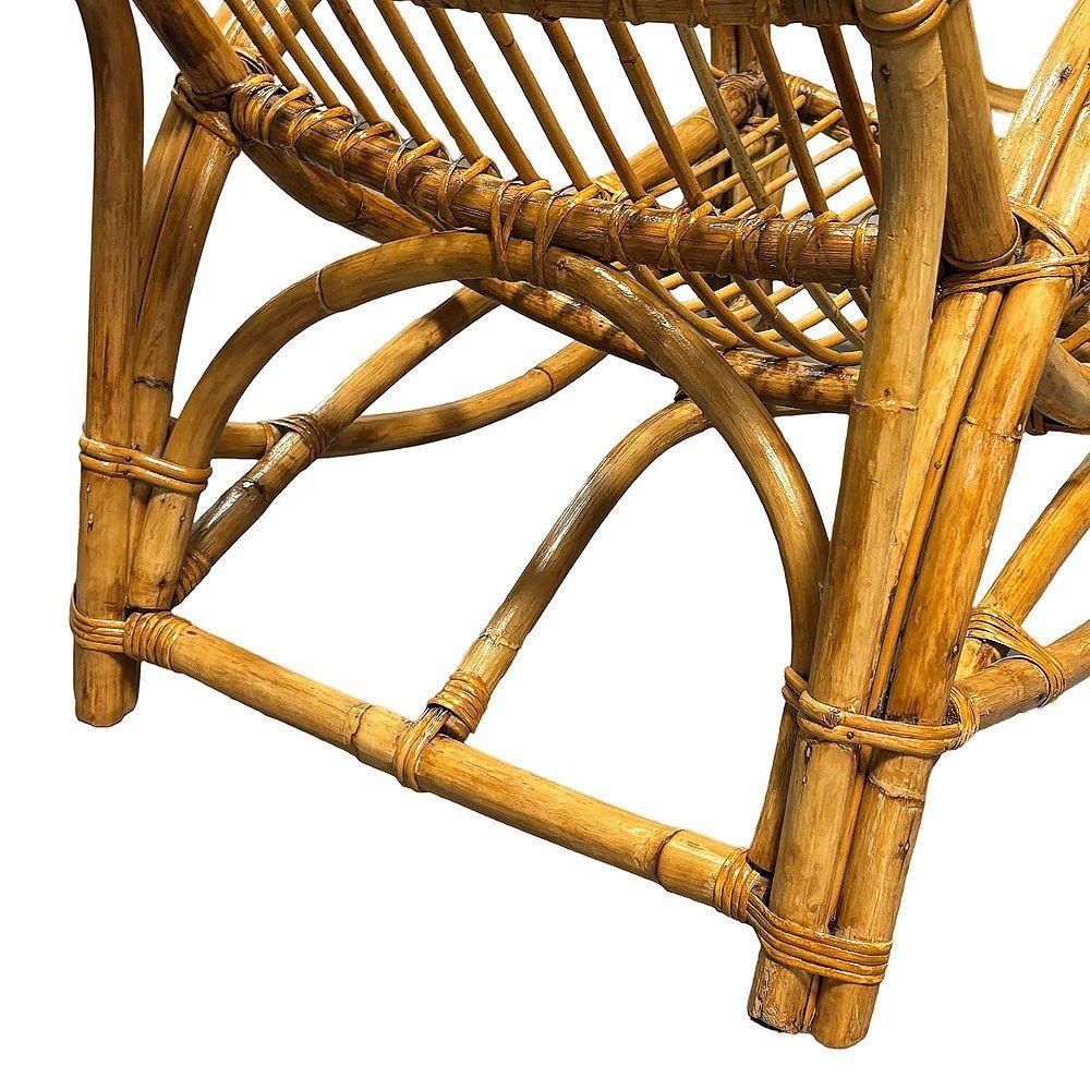 Sillón de media luna con brazos de ratán MCM restaurado en venta 3