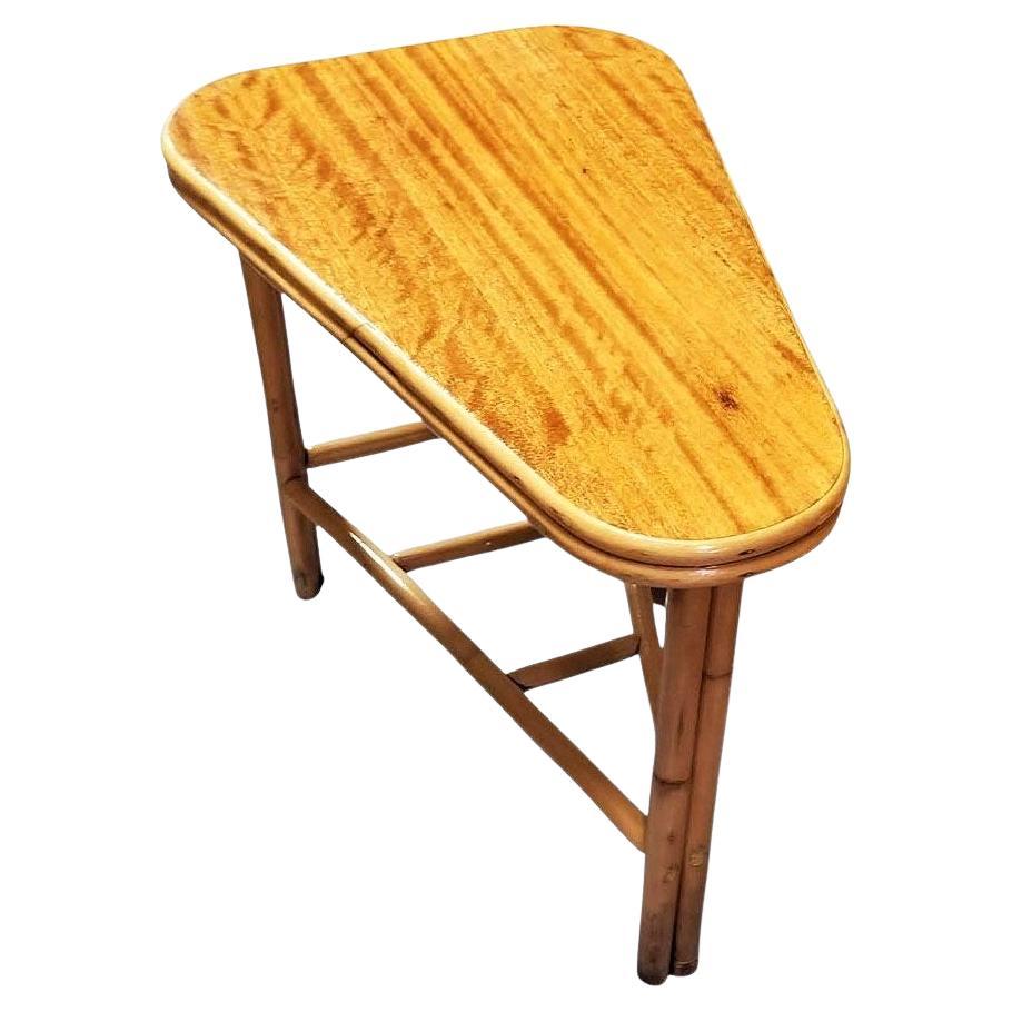 Restored MCM Rattan 
Mahogany "Surfbaord" Wedge Side Table w/ Bottom Rack For Sale