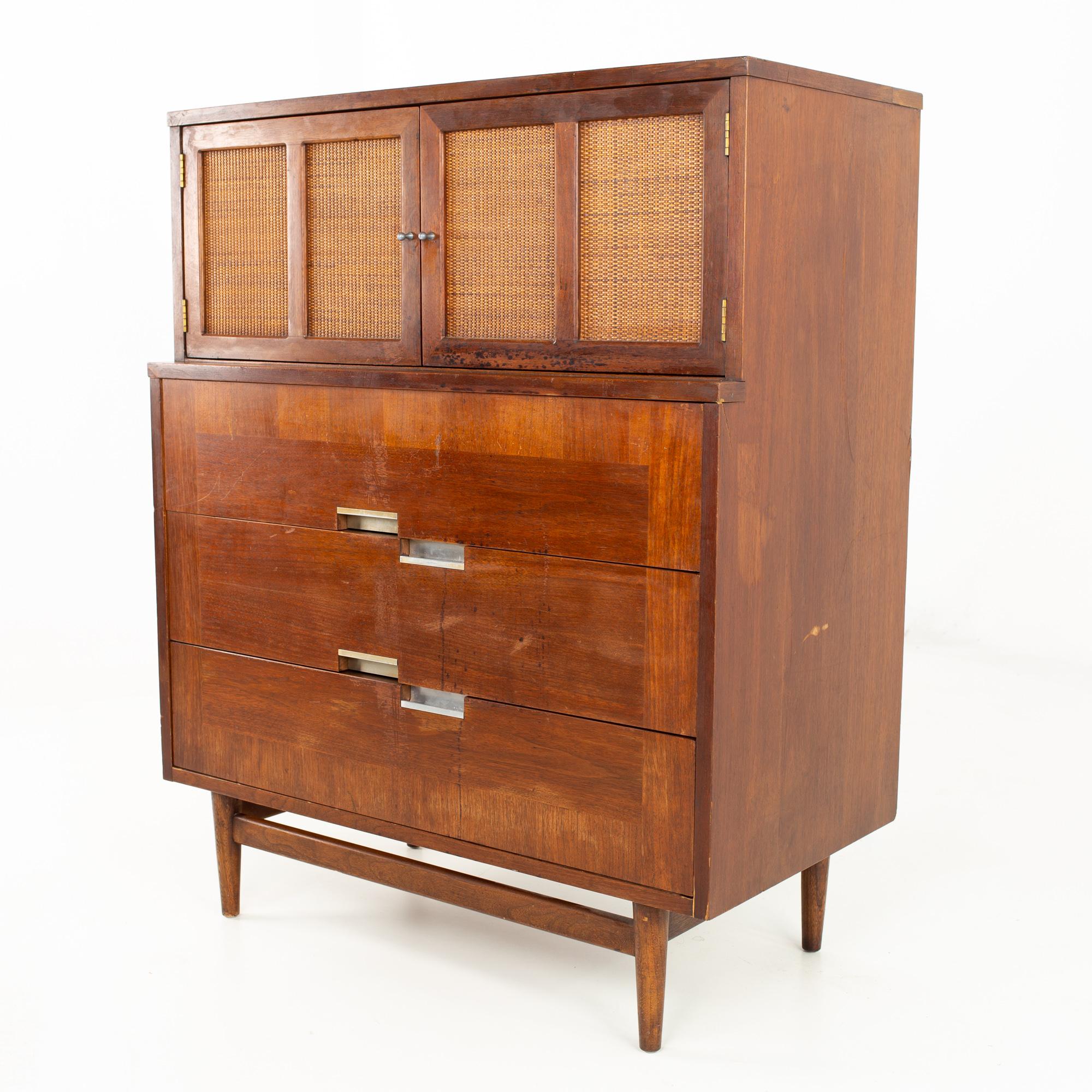 Mid-Century Modern Restored Merton Gershun for American, Martinsville Mid Century Dresser
