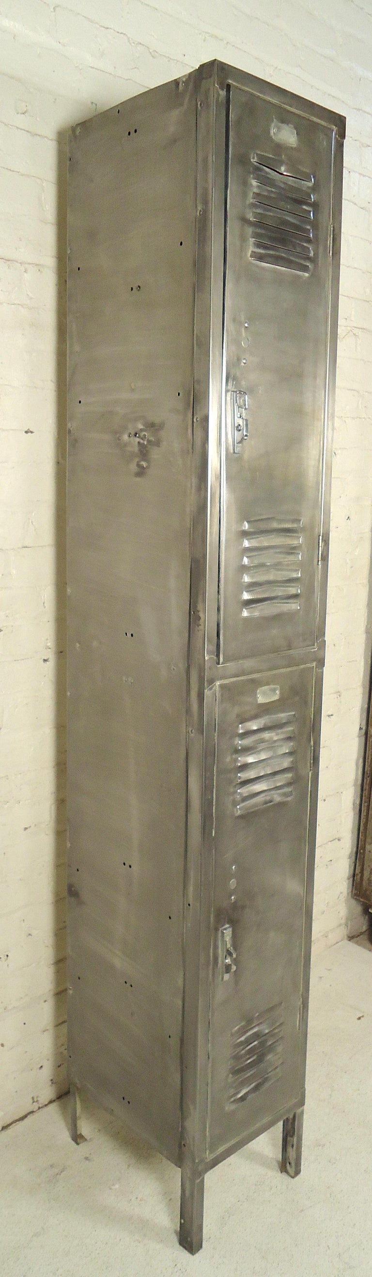 228