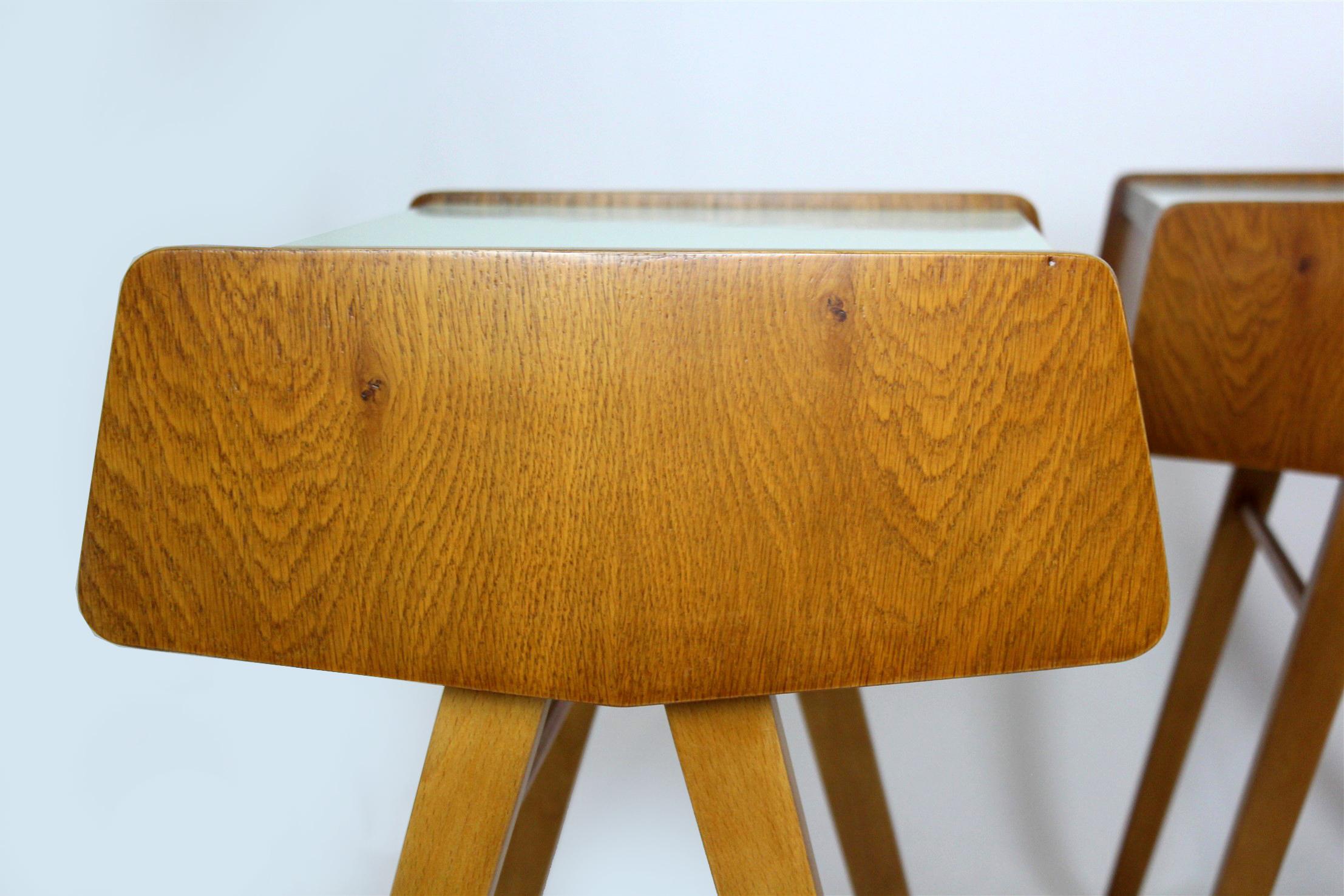 Mid-Century moderno Restored Mid-Century Bedroom Set from Zapadoslovenske Zavody, Czechia, 1960s in vendita