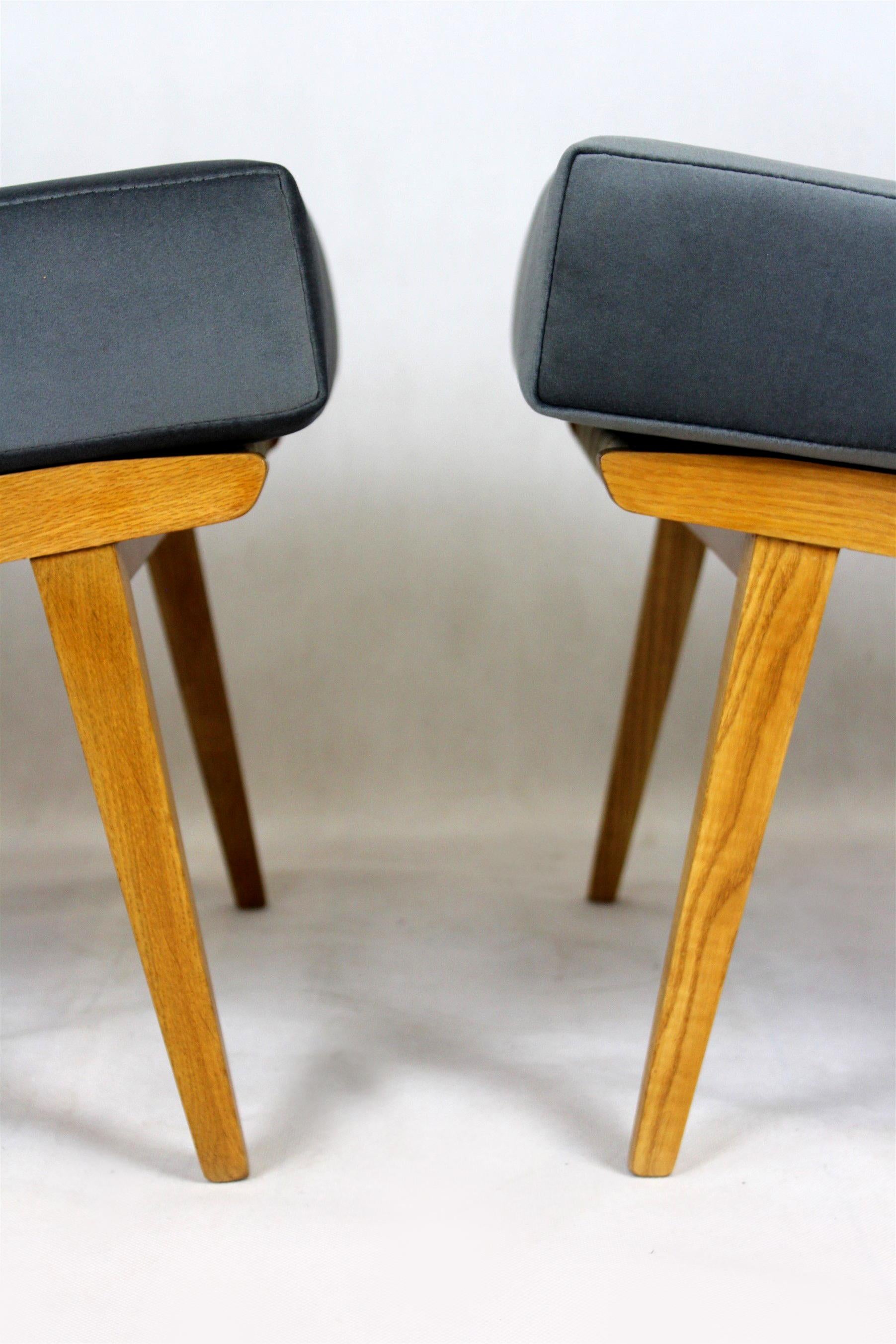 Restored Mid-Century Bentwood Armchairs from Druzstvo, 1962, Set of 2 For Sale 4