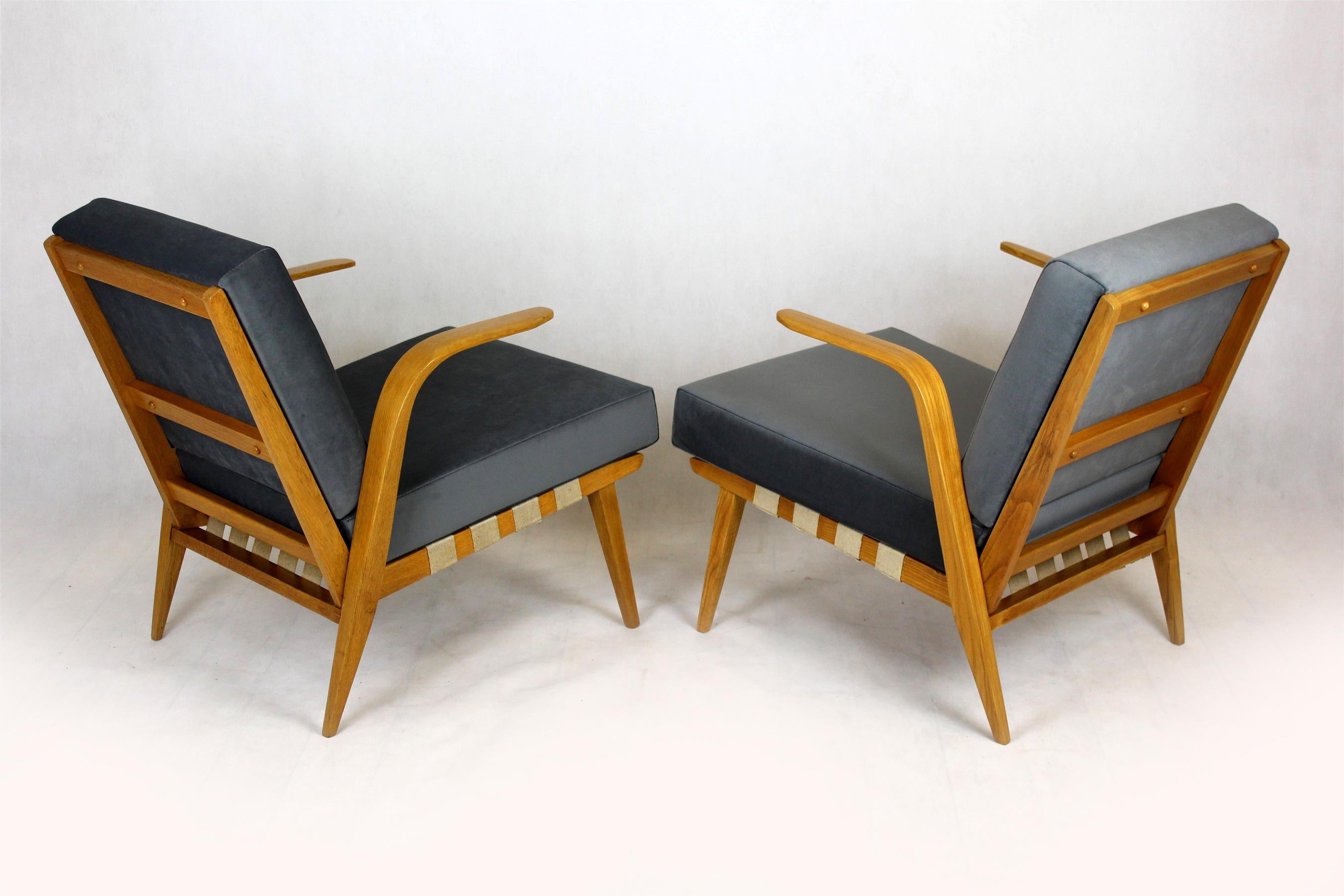 Restored Mid-Century Bentwood Armchairs from Druzstvo, 1962, Set of 2 For Sale 11