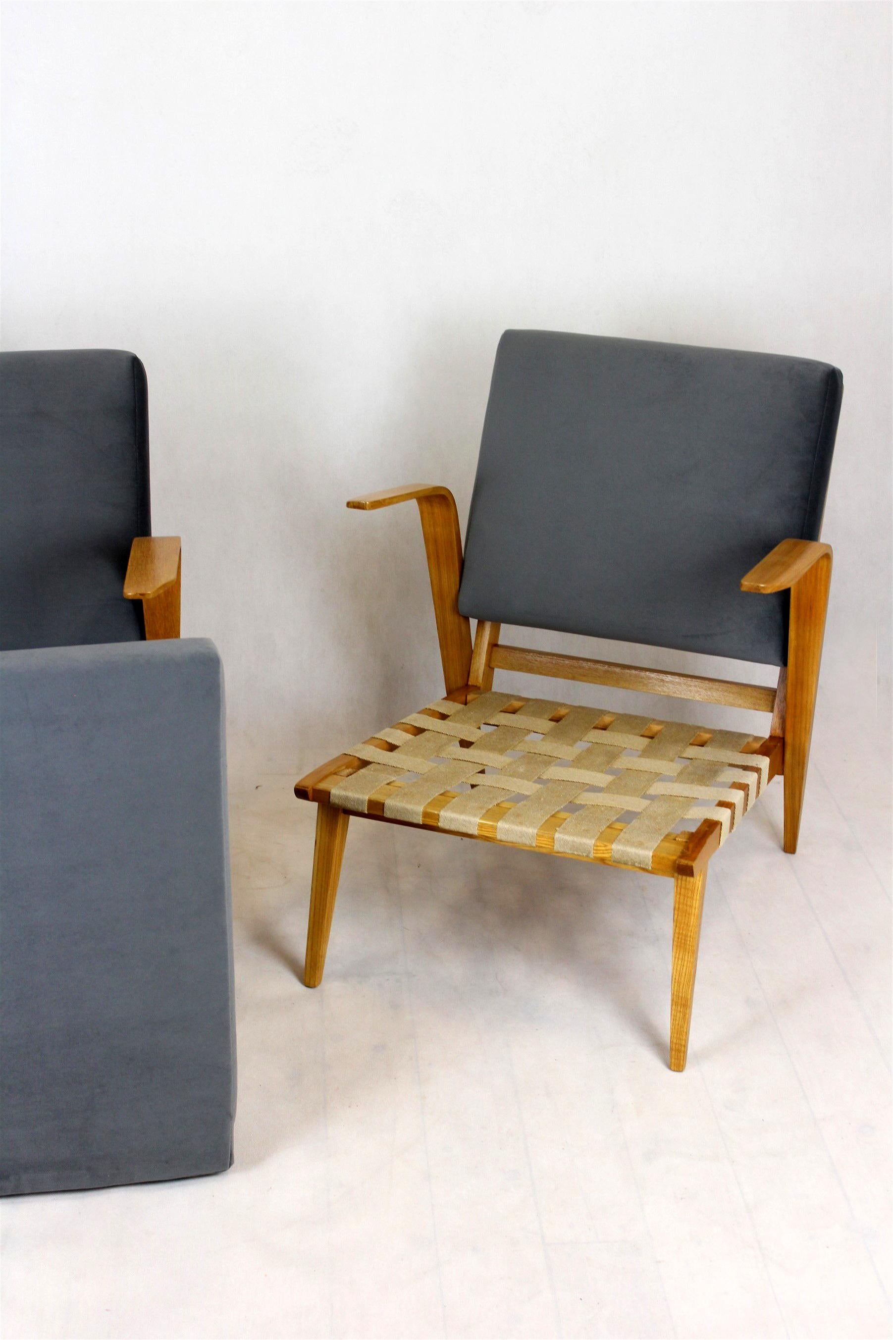 Restored Mid-Century Bentwood Armchairs from Druzstvo, 1962, Set of 2 For Sale 3