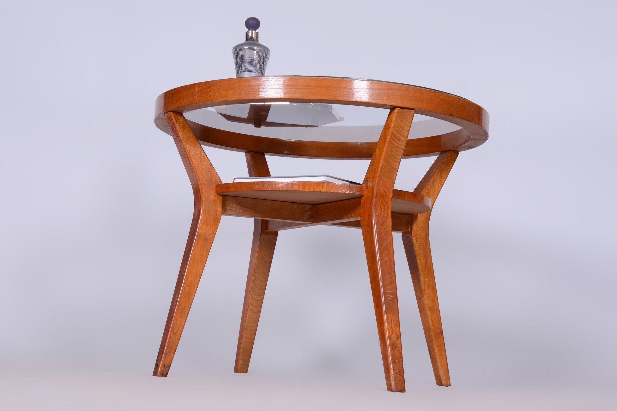 Table basse restaurée du milieu du siècle, Oak Oak, Glass, Czech, 1950s en vente 2