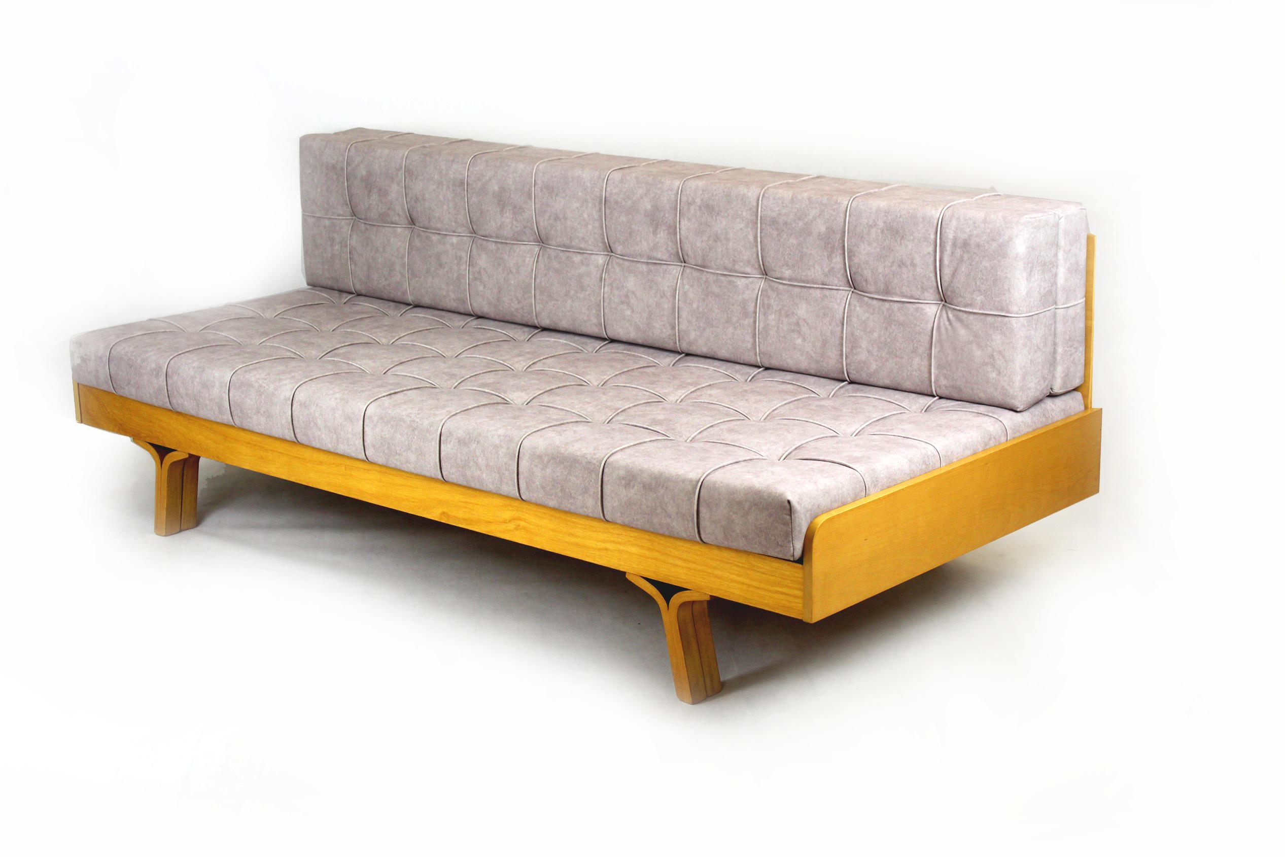 Restored Mid-Century Convertible Sofa by Ludvik Volak for Holesov, 1960s 1