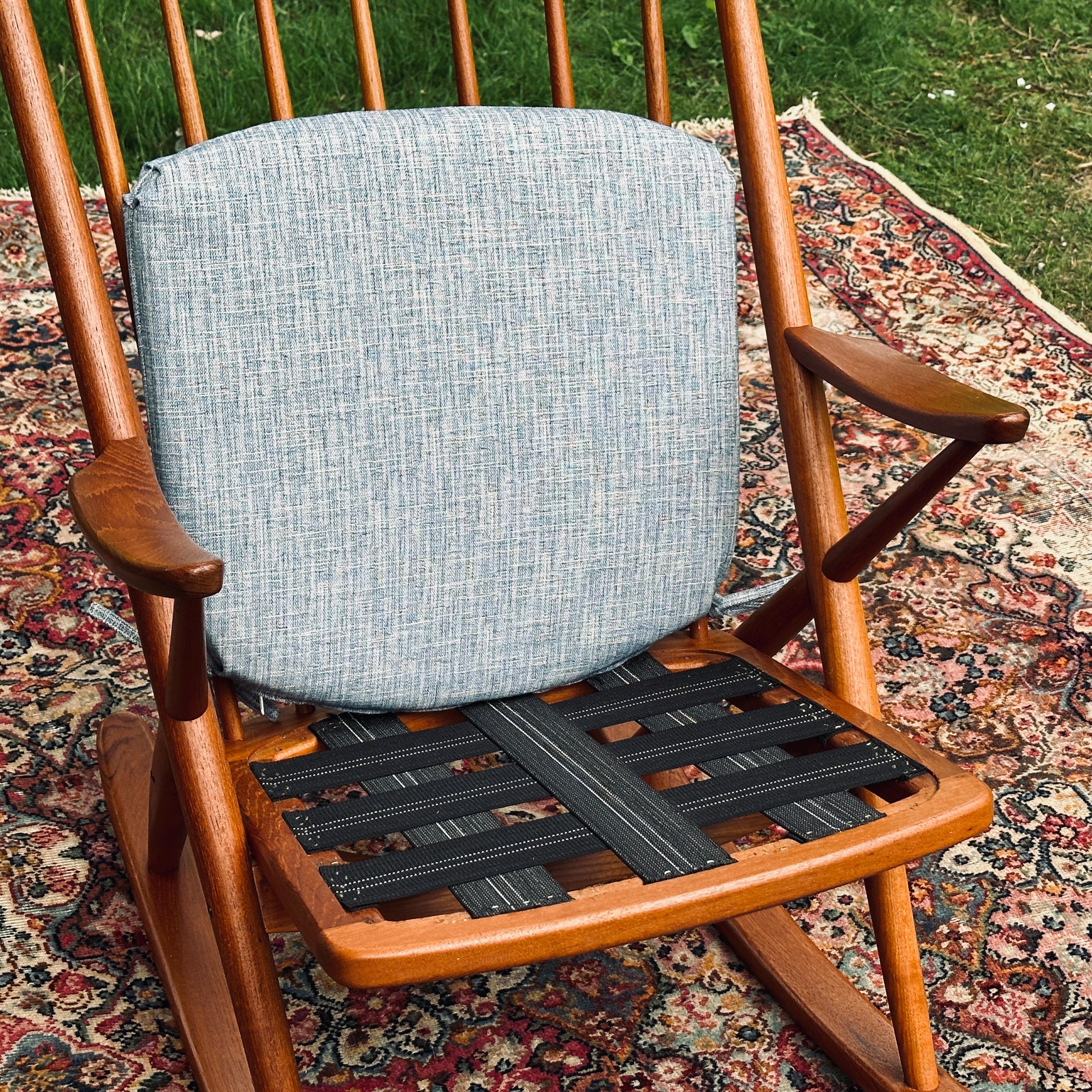 Restored Mid-Century Danish Modern Teak Rocker Rocking Chair For Sale 3