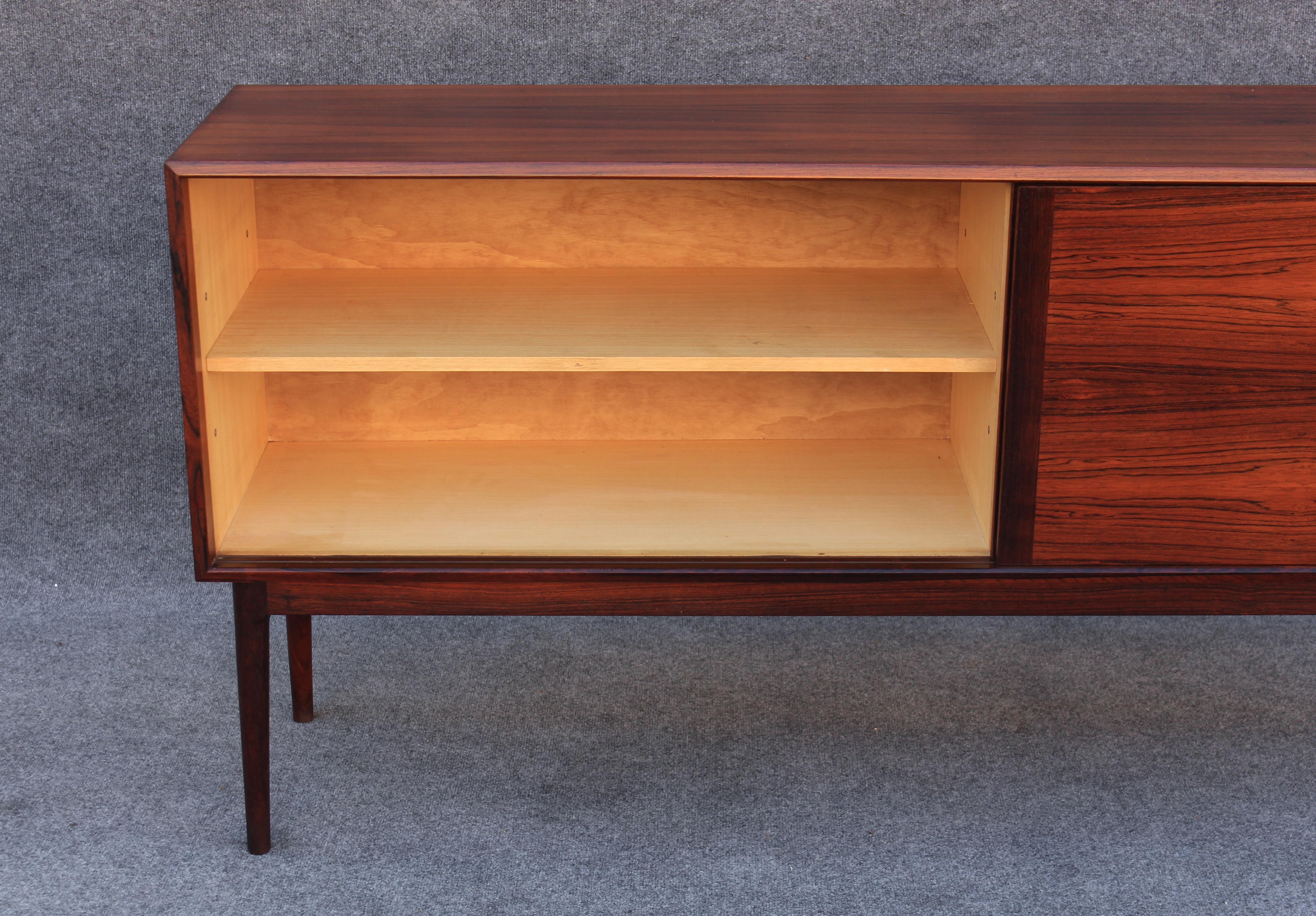 Restored Mid Century Danish Style Cabinet High Contrast Rosewood Made in Norway For Sale 9