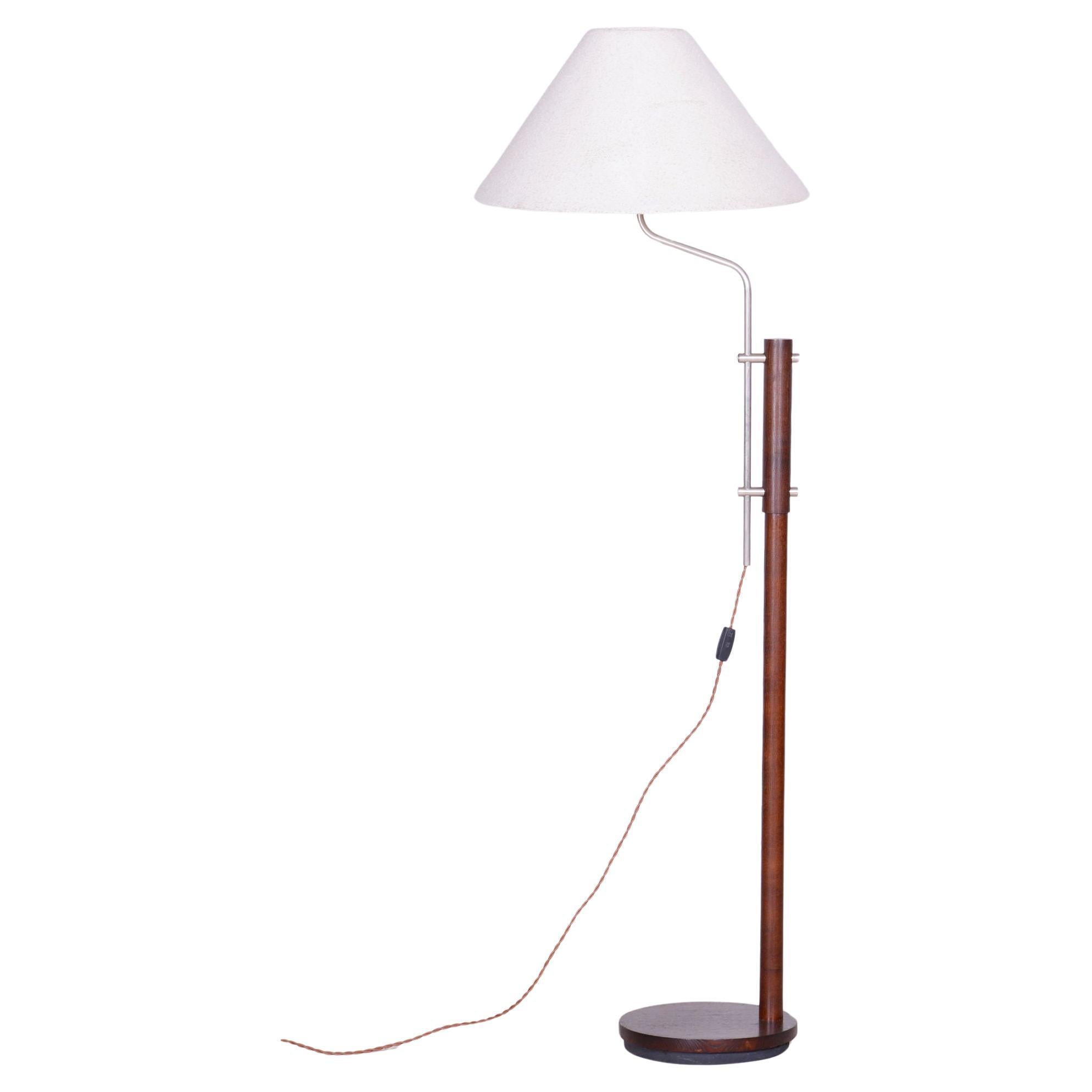 Restaurierte Stehlampe aus der Mitte des Jahrhunderts, Buche, Chrom, Textil, Tschechisch, 1960er Jahre