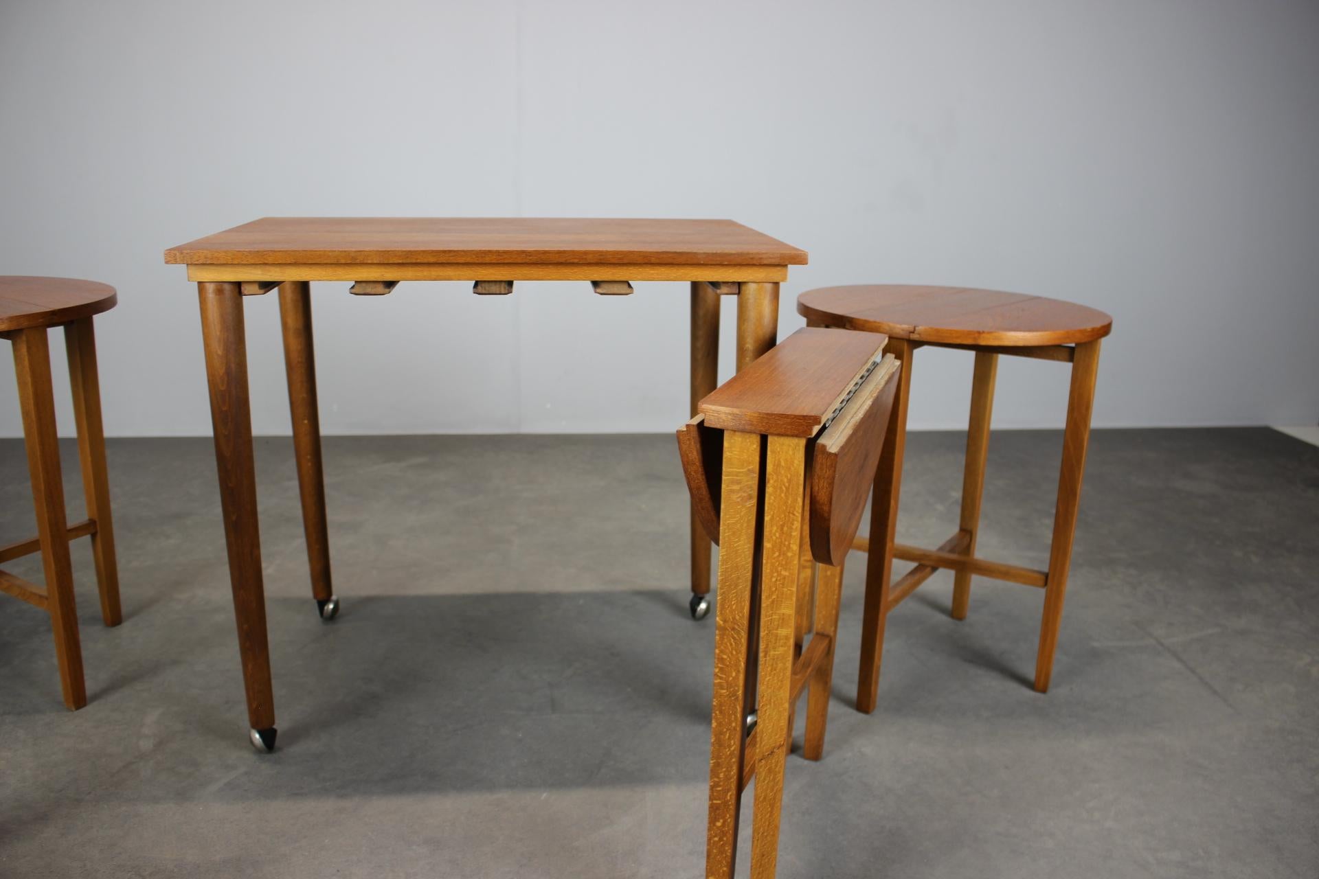 Restored Mid-Century Folding Table and Stools by Poul Hundevad, Denmark, 1960s For Sale 2