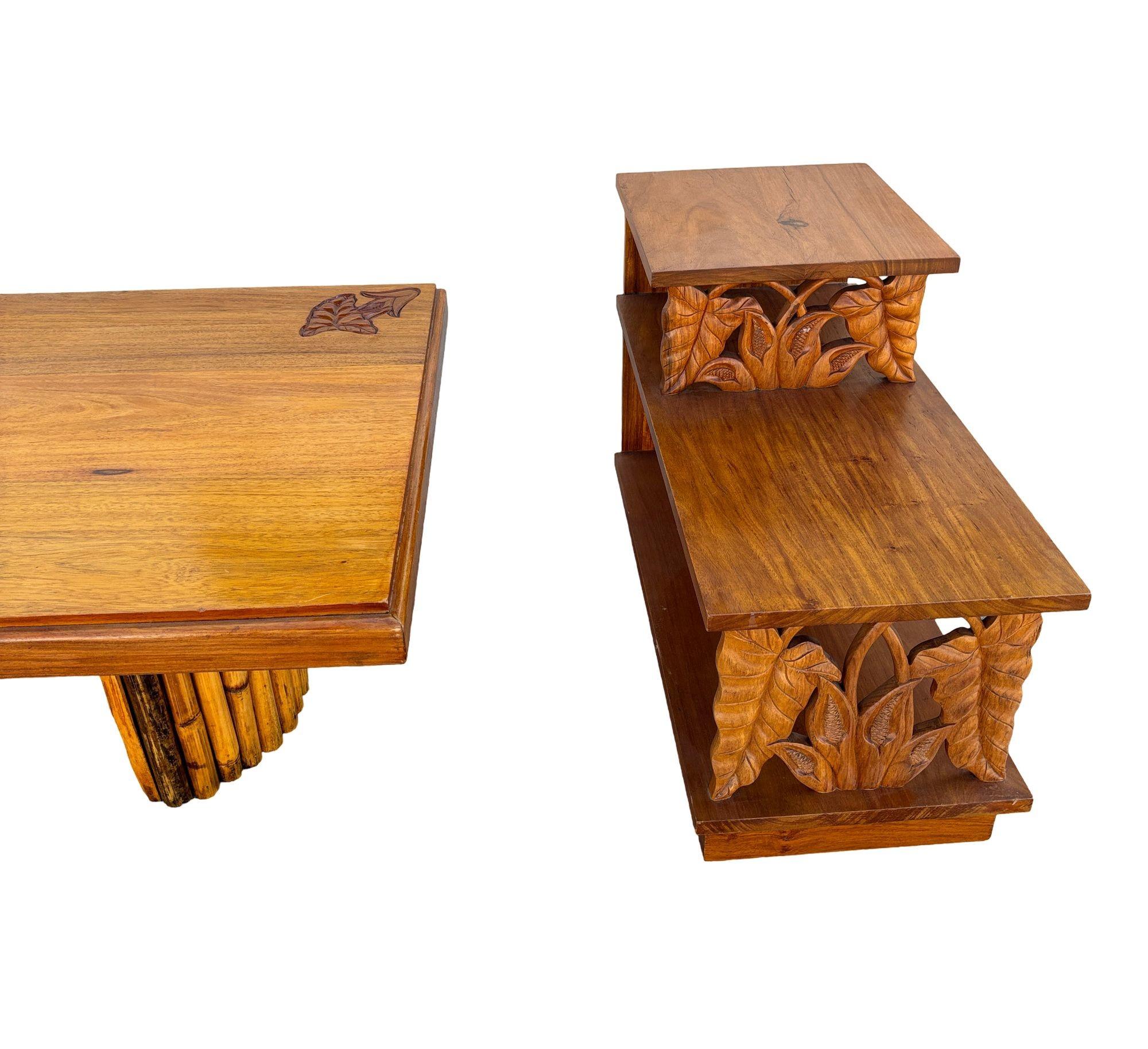 Table à café et table d'appoint en bois de Koa restaurées et sculptées à la main au milieu du siècle dernier Excellent état - En vente à Van Nuys, CA