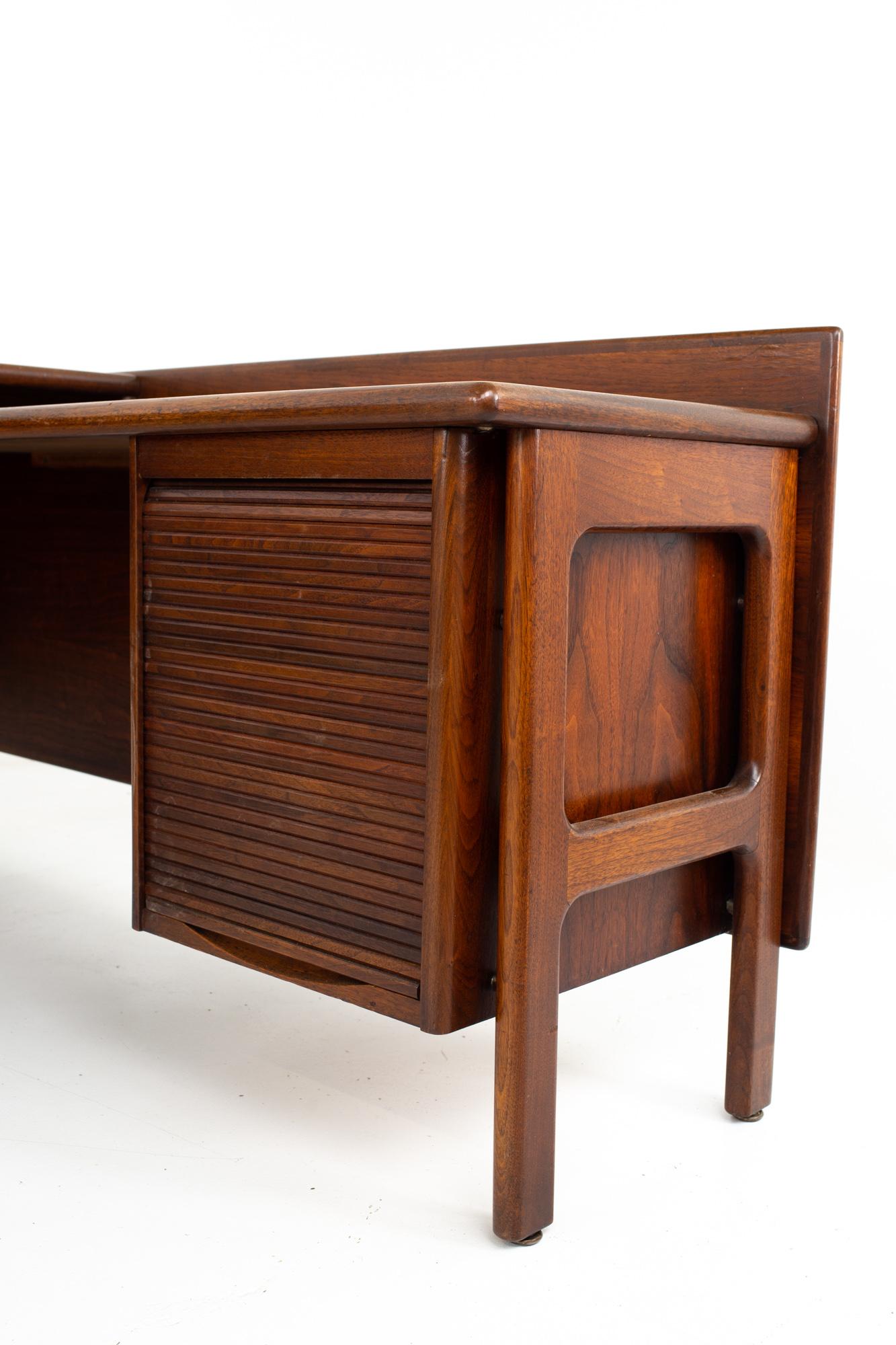 Mid-Century Modern Restored Mid Century L Shaped Desk with Caned Back