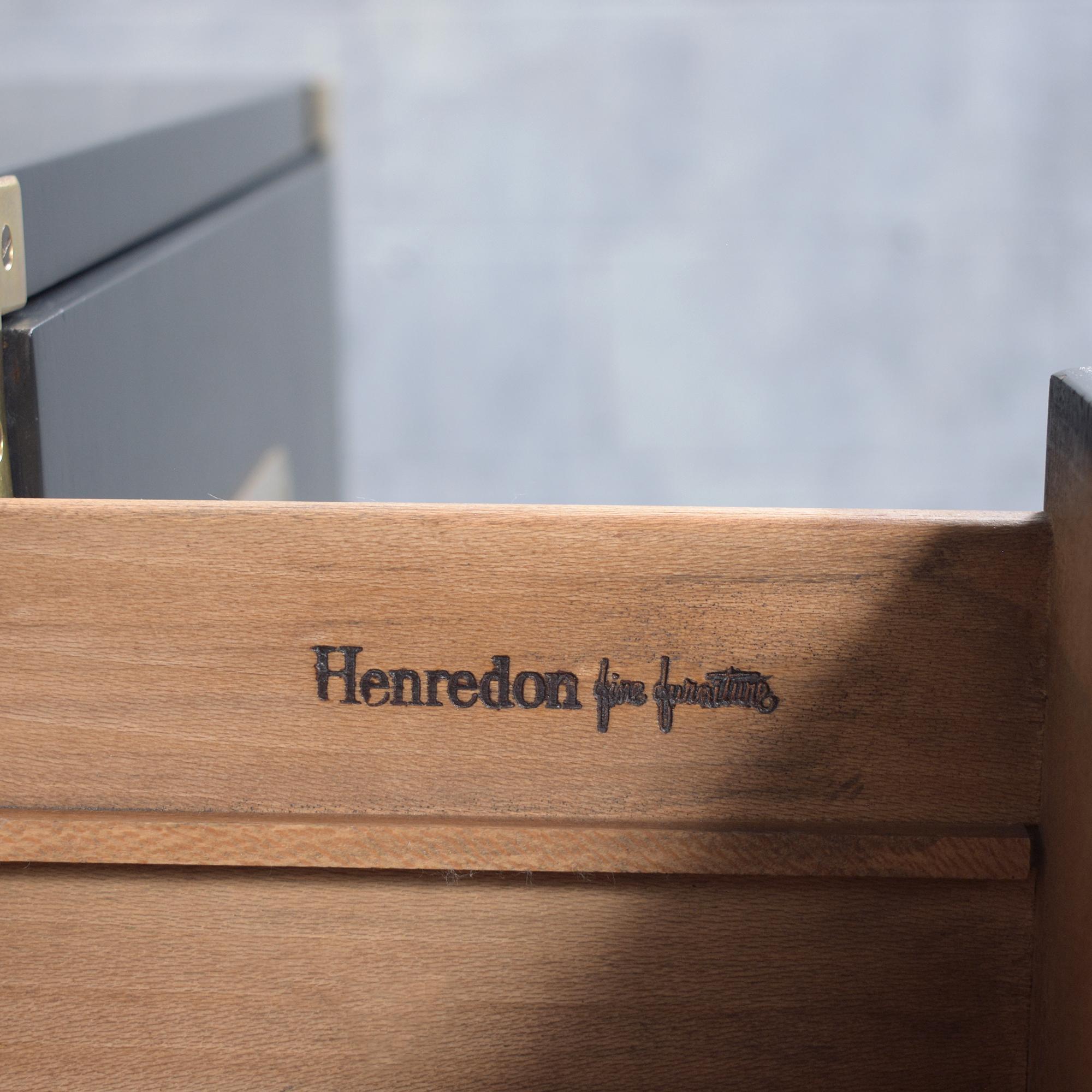 1960s Mid-Century Mahogany Chest of Drawers with Brass Handles For Sale 2