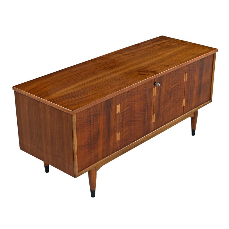 Restored MidCentury Modern Lane Acclaim Cedar Chest at 1stDibs