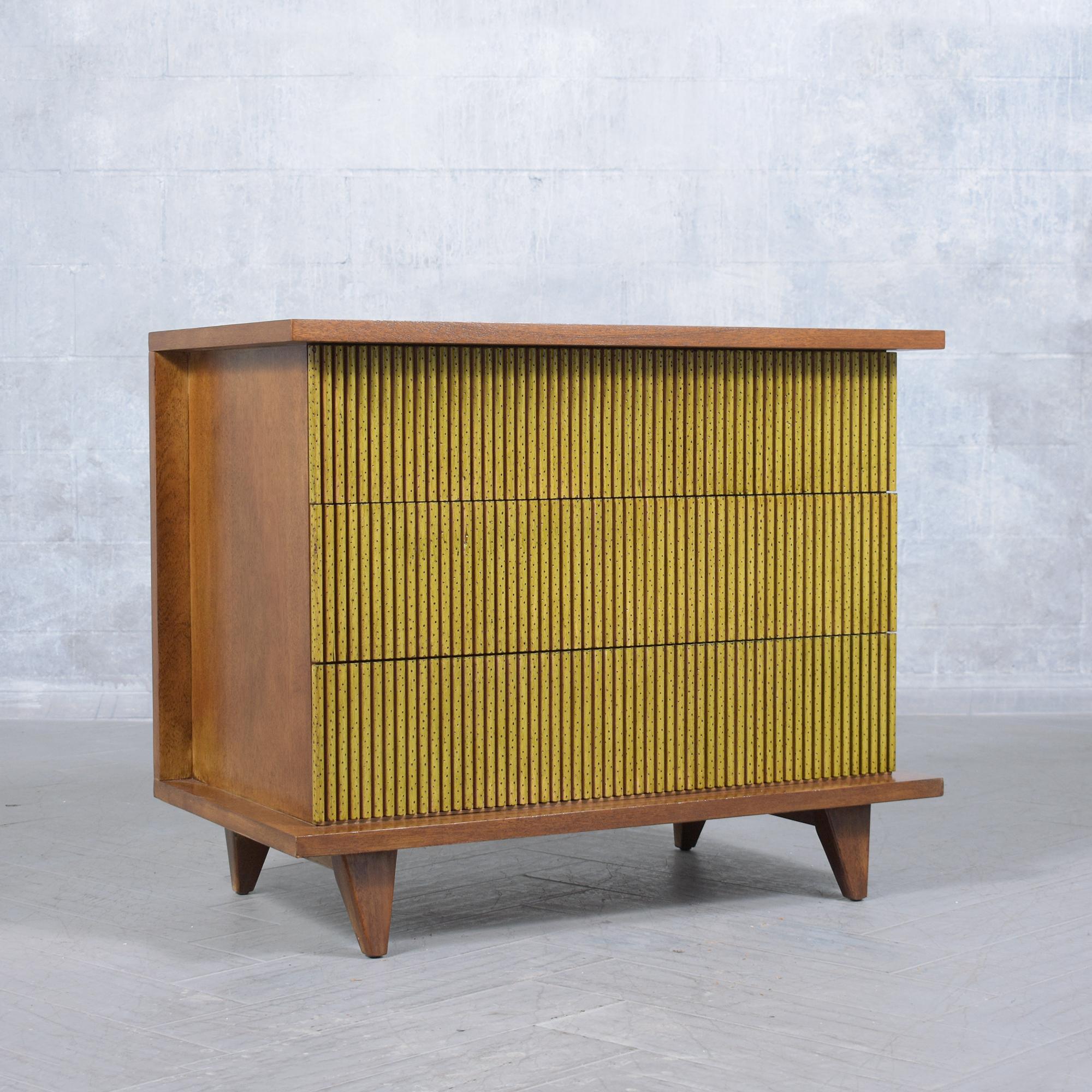 Restored Mid-Century Modern Mahogany Chest of Drawers with Dual-Tone Finish For Sale 5