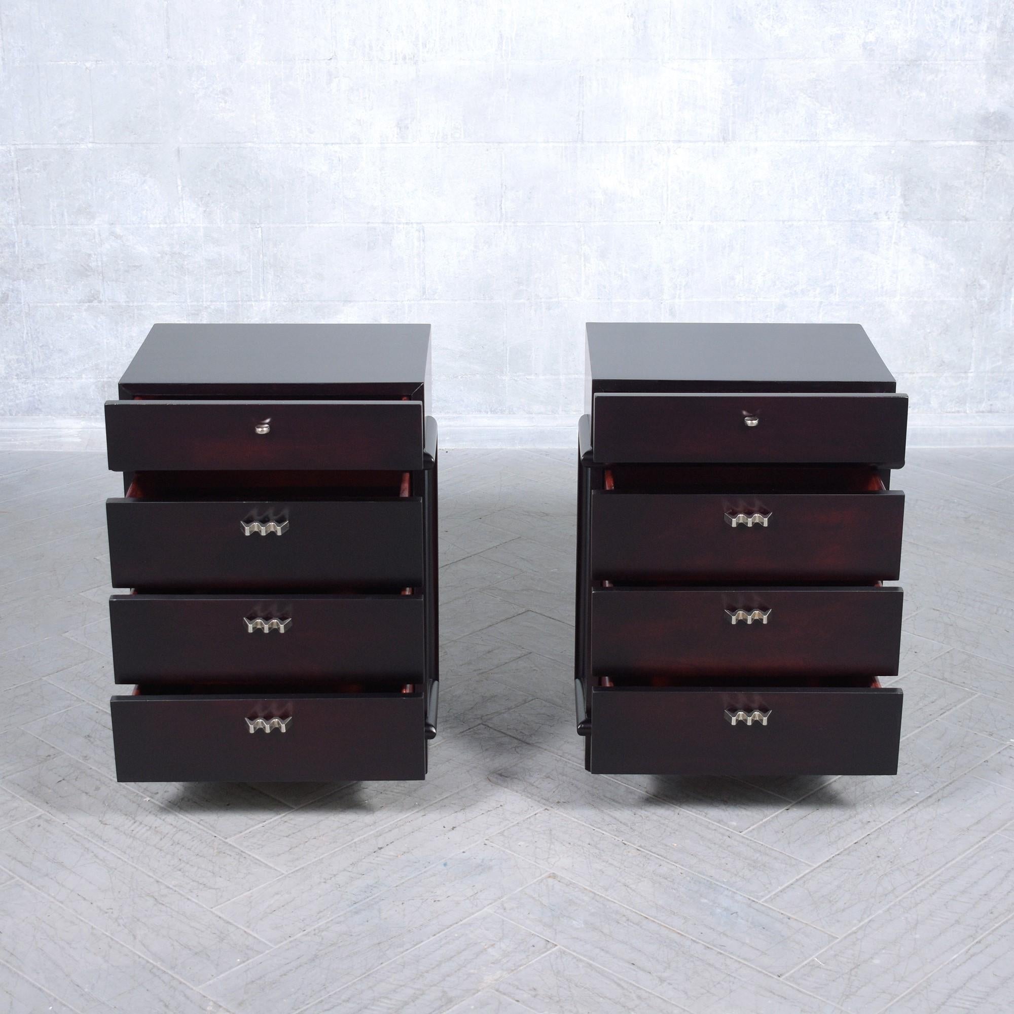 Restored Mid-Century Modern Mahogany Nightstands by American of Martinsville In Good Condition For Sale In Los Angeles, CA