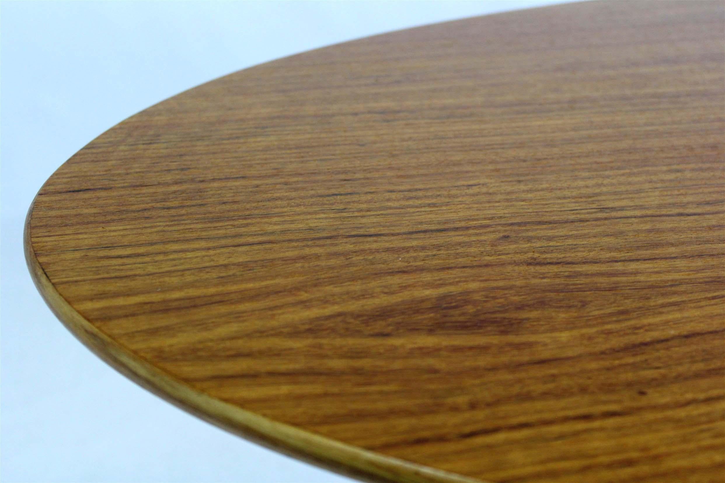Restored Mid-Century Modern Oval Walnut Tulip Dining Table by Drevotvar, 1960s For Sale 9