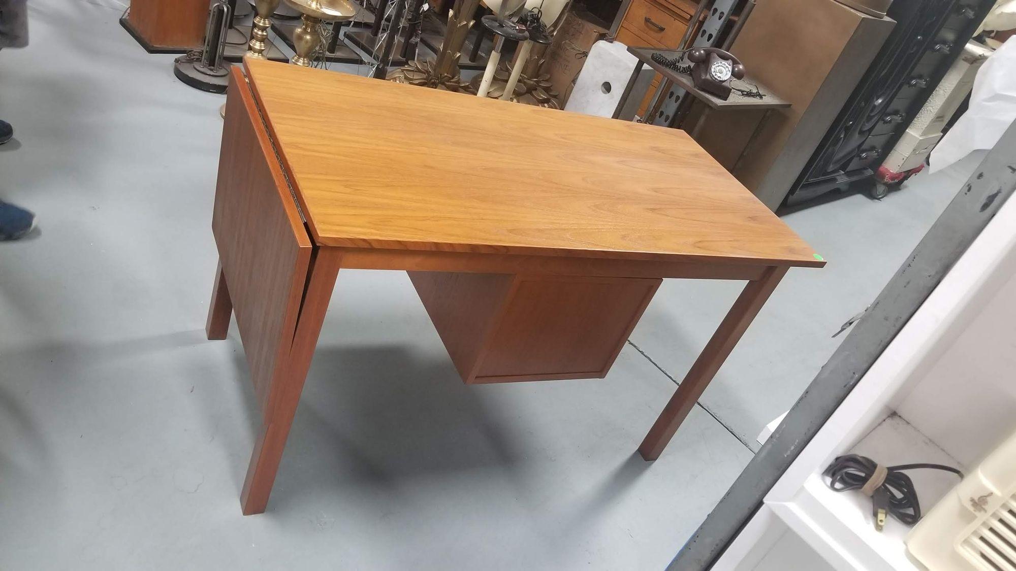 Restored Mid Century Modern Teak Wood Desk with Adjustable Base and Drop Leaf For Sale 2
