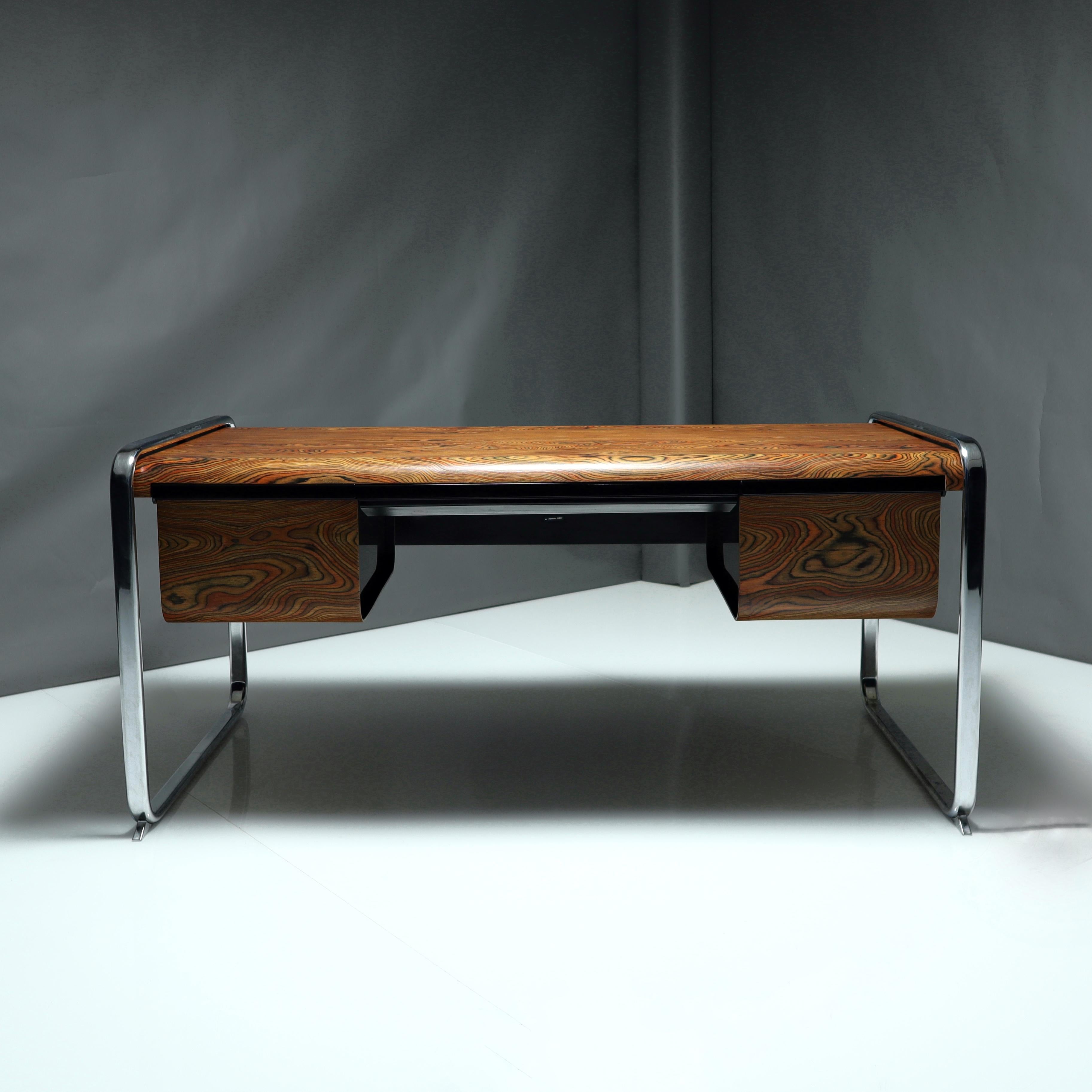 This Mid-Century Modern gem has been lovingly restored and brought back to life with great care.

Originally produced between 1970-71 by Herman Miller and designed by Peter Protzman.

Offering absolutely incredible visuals from all angles.

From the