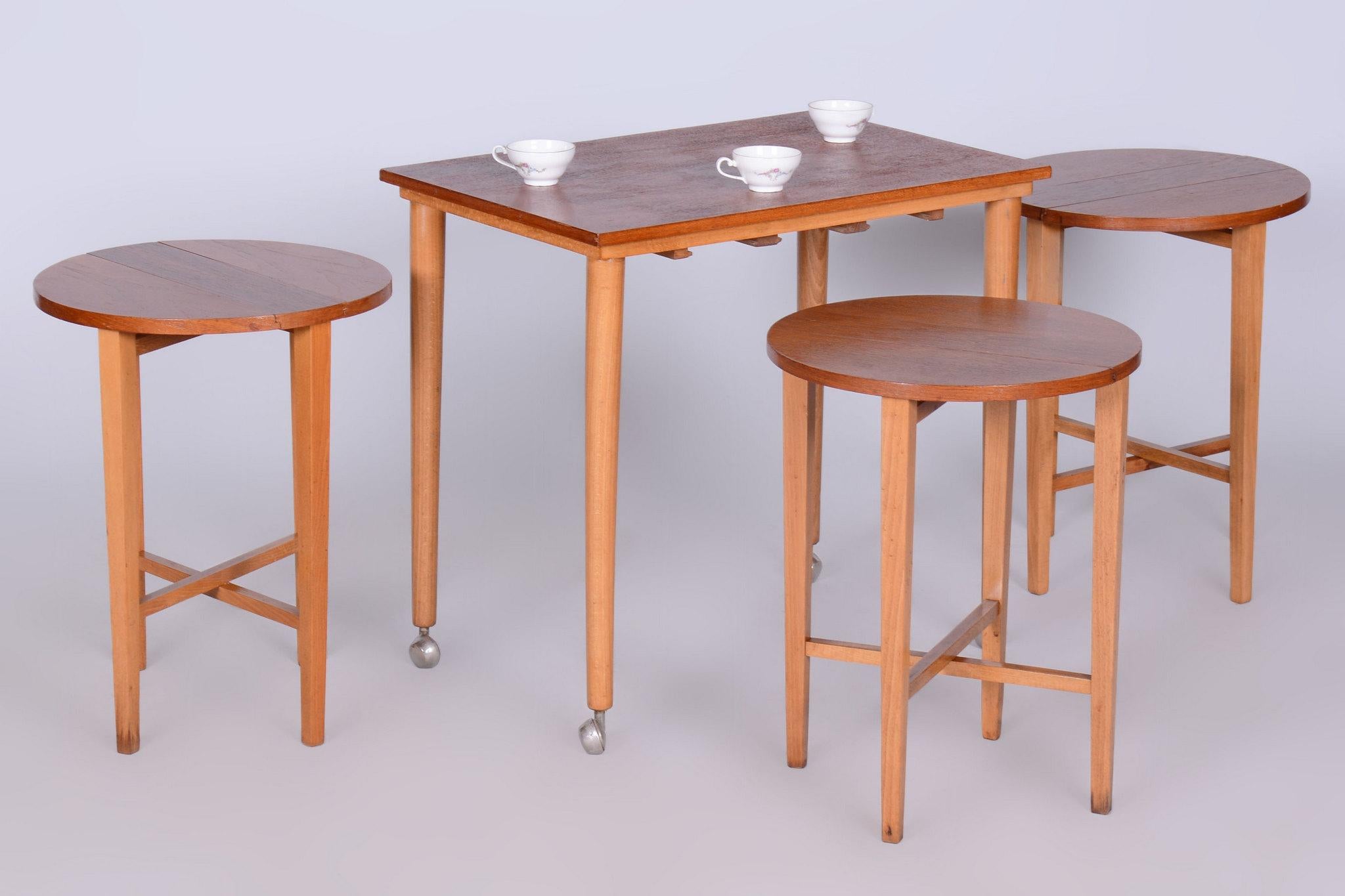 Restaurierte Beistelltische aus der Mitte des Jahrhunderts, von Poul Hundevad, Buche, Tschechisch, 1960er Jahre im Angebot 6