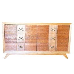 Cómoda de madera peinada Paul Frankl de mediados de siglo restaurada para Brown Saltman