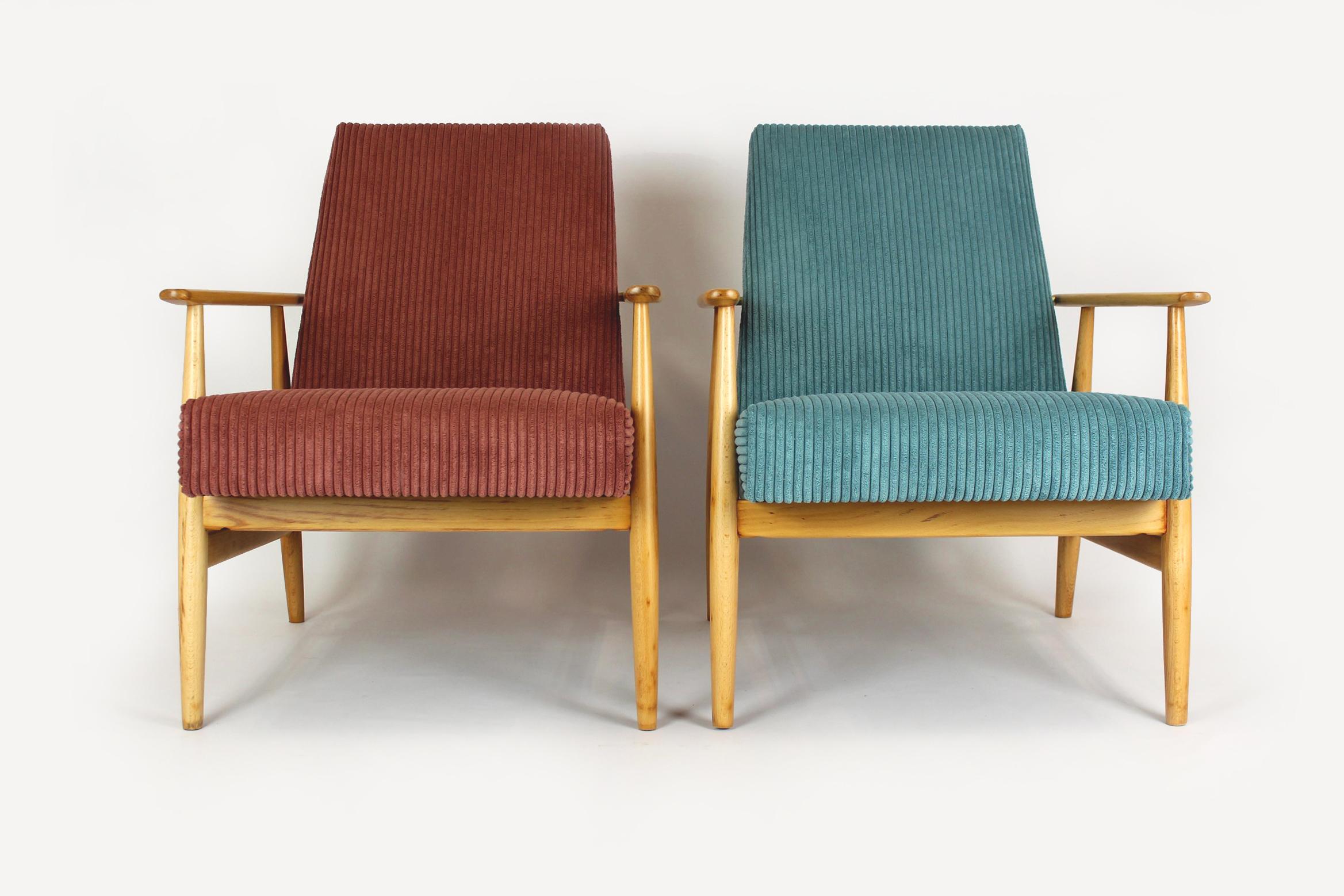 Restored Midcentury Pink & Turquoise Beech Armchairs, 1960s, Set of 2 For Sale 3