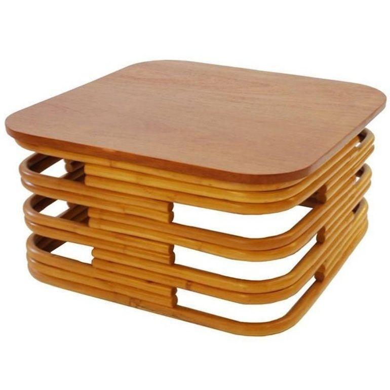 Conjunto de salón restaurado de ratán y caoba de mediados de siglo en venta 1