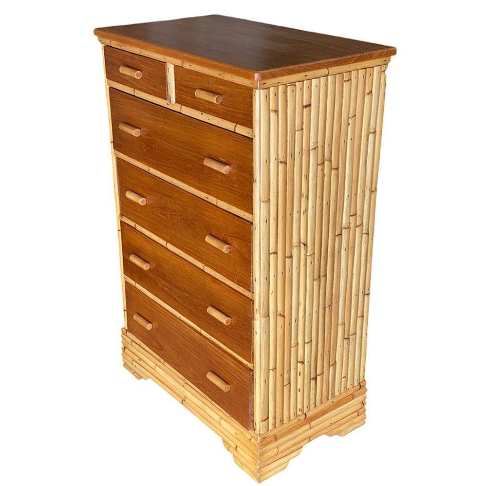 Mid-Century moderno Cassettone impilato in rattan e mogano di metà secolo restaurato da Kane Kraft in vendita