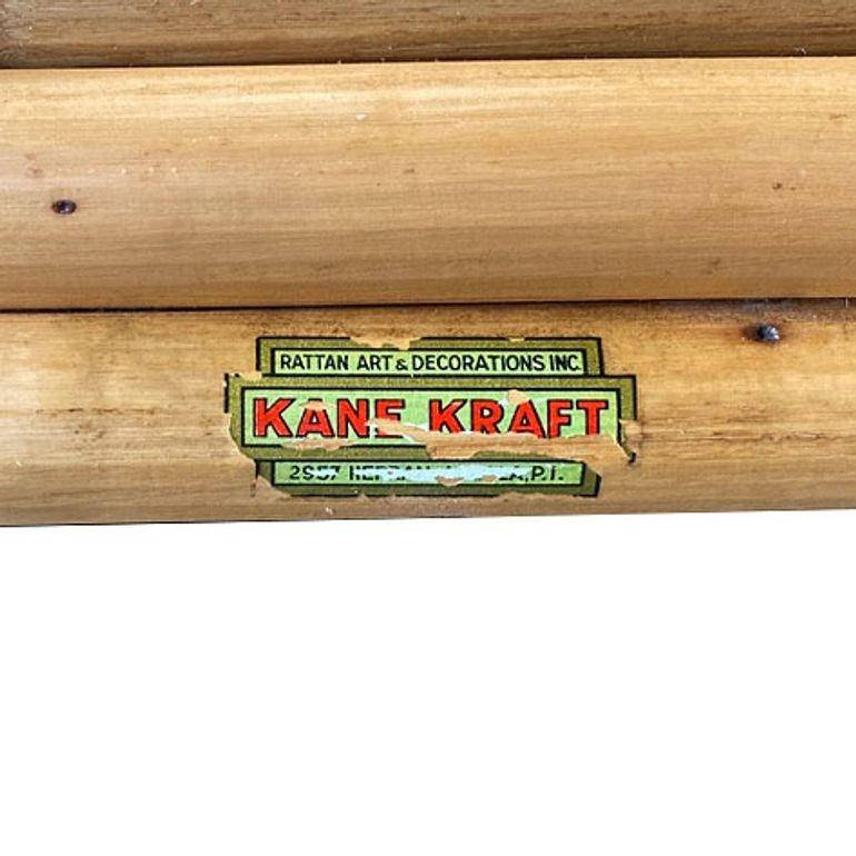 Cassettone impilato in rattan e mogano di metà secolo restaurato da Kane Kraft in vendita 1