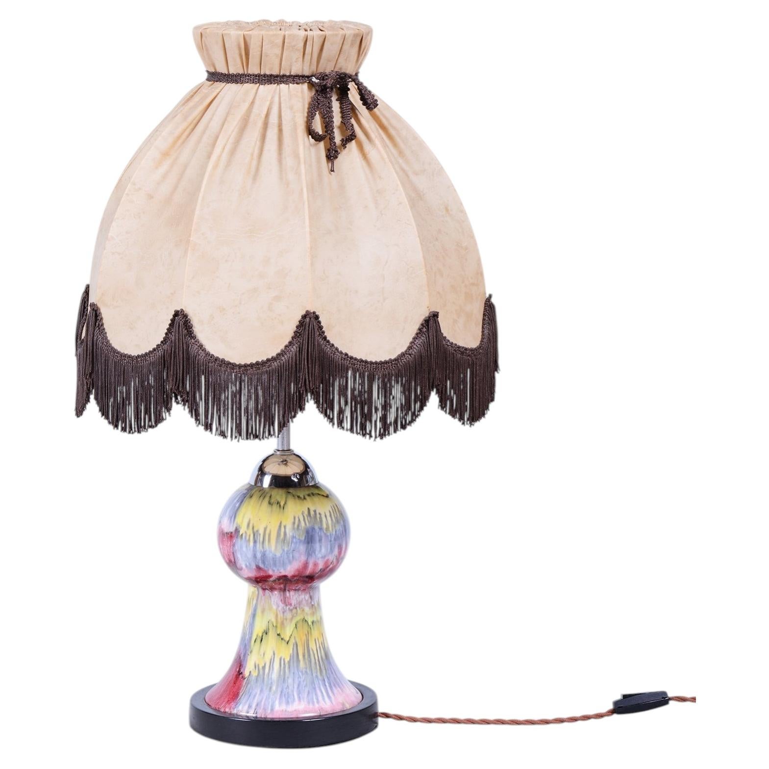 Lampe de table restaurée du milieu du siècle, chrome, acier, céramique, textile, tchèque, années 1960 en vente