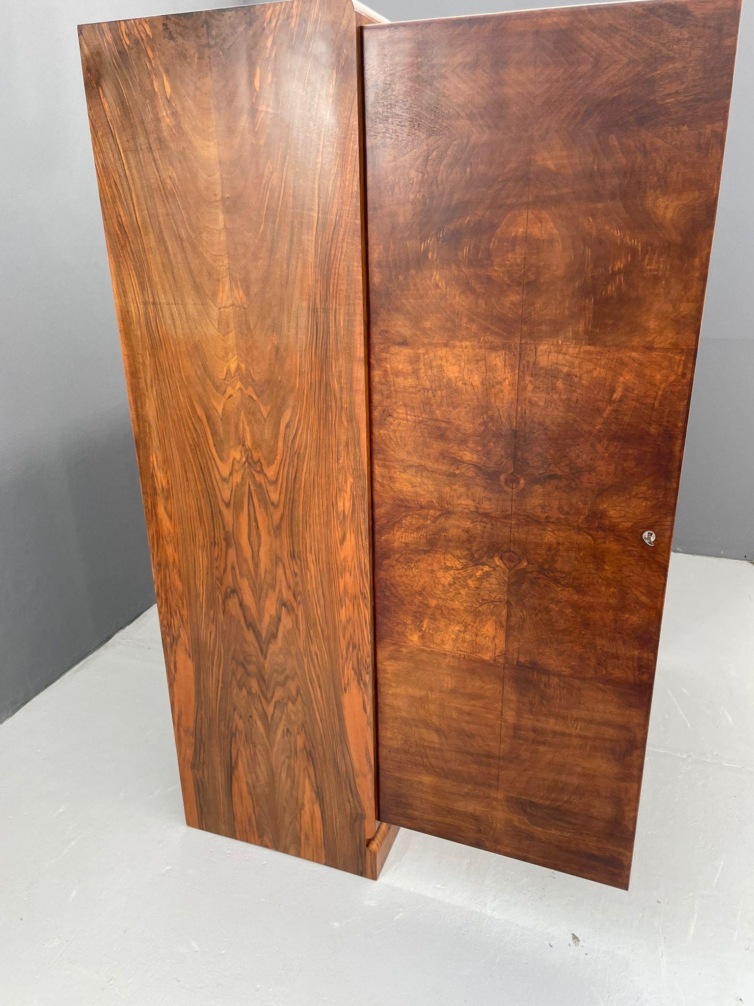 Restored Mid-Century Walnut Wardrobe by Tatra Nábytok, Czechoslovakia, 1960s For Sale 5