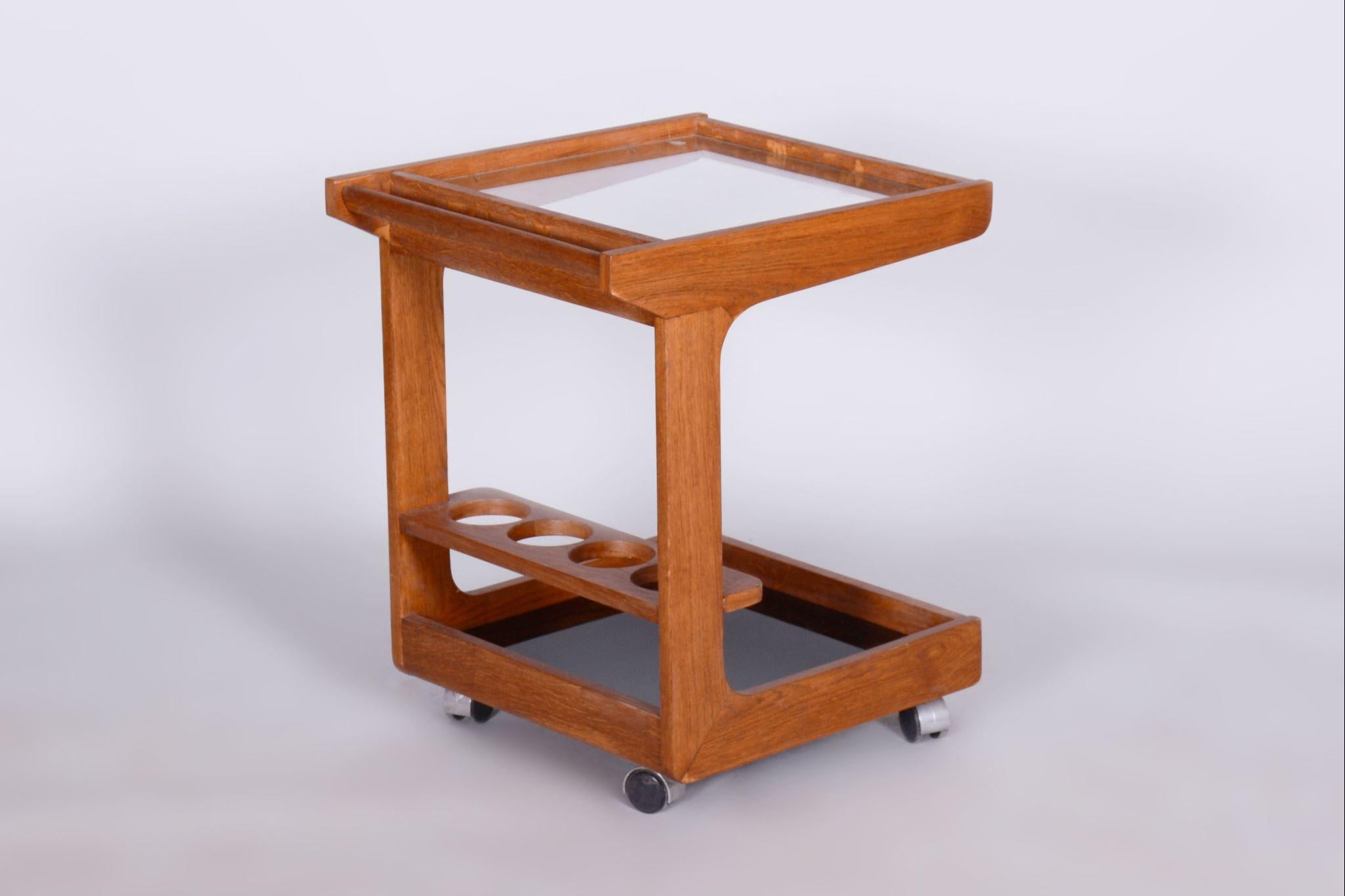 Restored Midcentury Trolley, Mahogany, Glass, Revived Polish, Czechia, 1960s For Sale 3