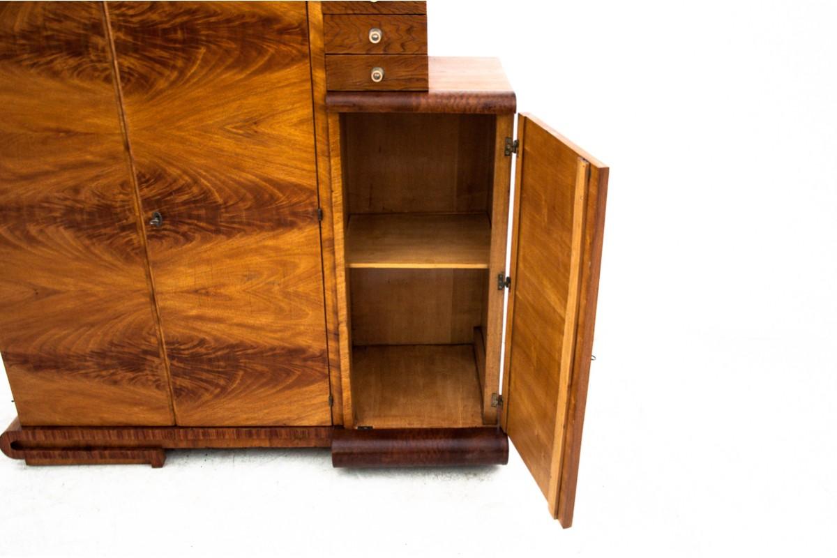 Restored Midcentury Vintage Cabinet from 1950s For Sale 1