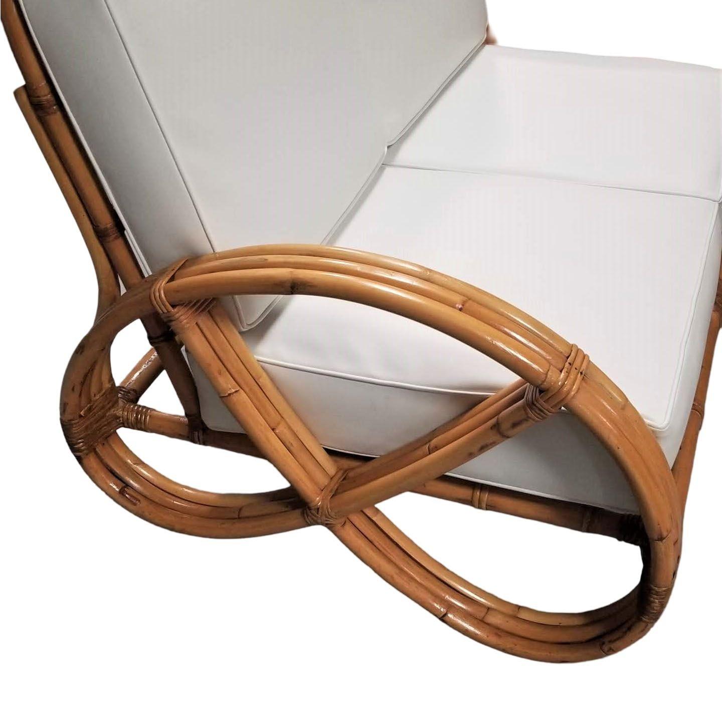 Restauriertes, modernistisches 3-reihiges, rundes Rattan-Sessel mit voller Brezel im Angebot 1
