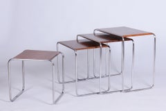 Restaurierte Nischentische, von M. Breuer für Thonet, Eiche, Chrom, Tschechisch, 1920er Jahre