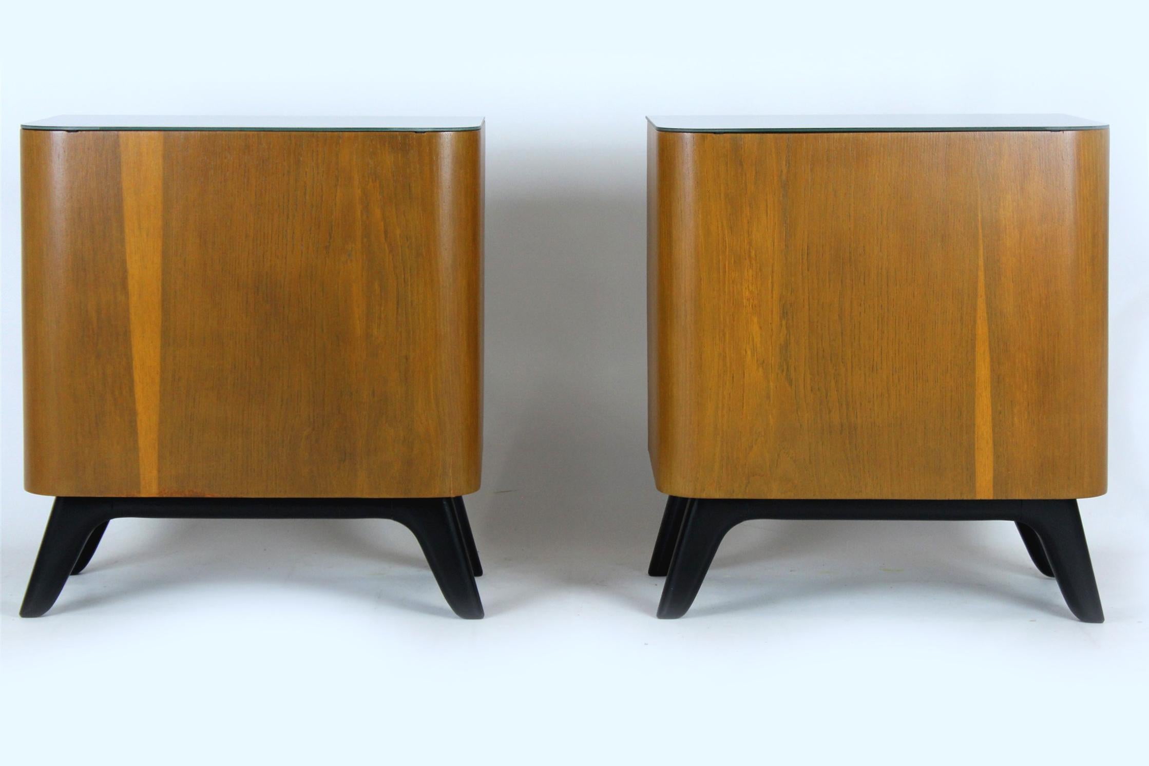 Restored Nightstands with Glass Tops by J. Halabala for UP Zavody, Set of 2 For Sale 10