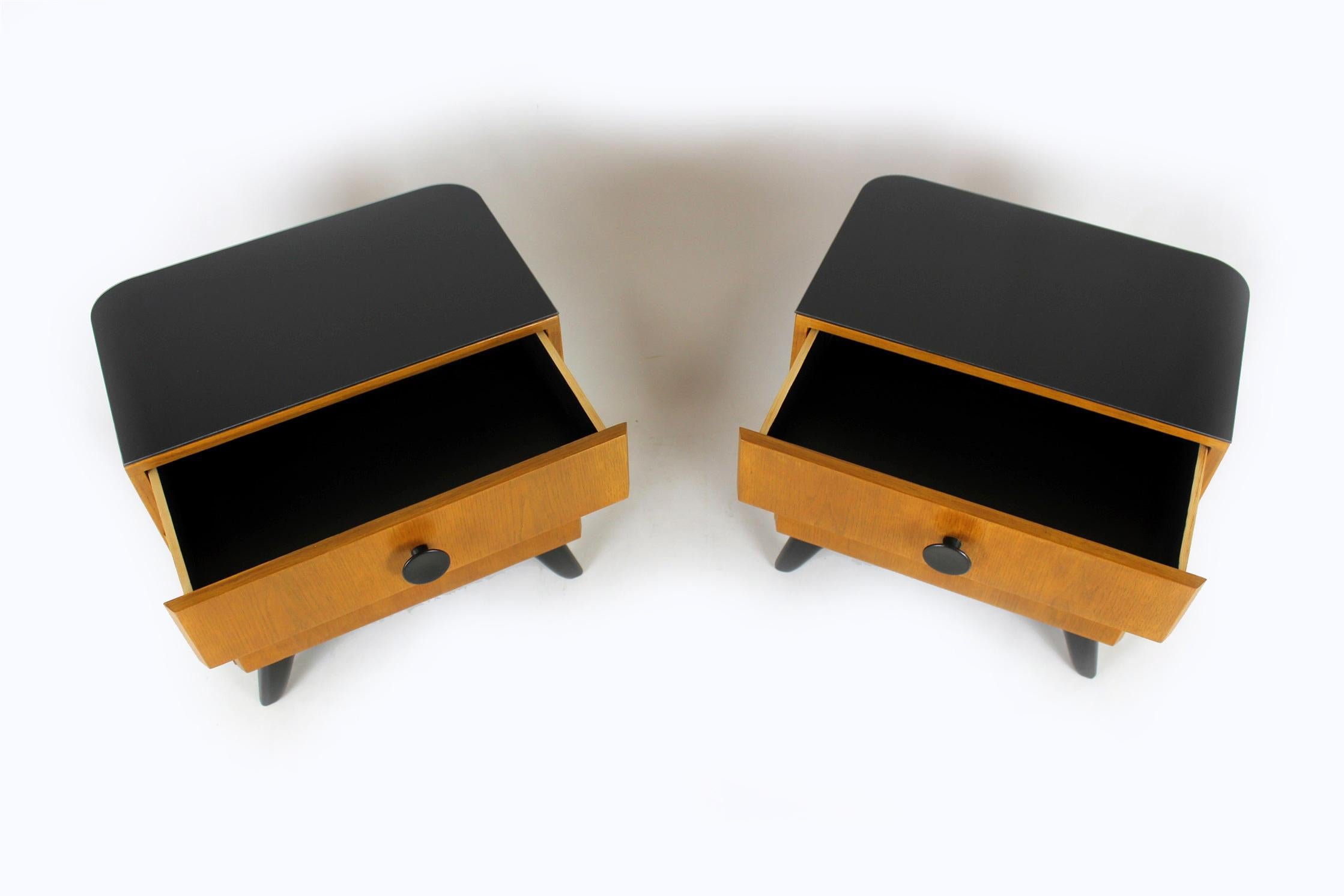 Mid-Century Modern Restored Nightstands with Glass Tops by J. Halabala for UP Zavody, Set of 2 For Sale