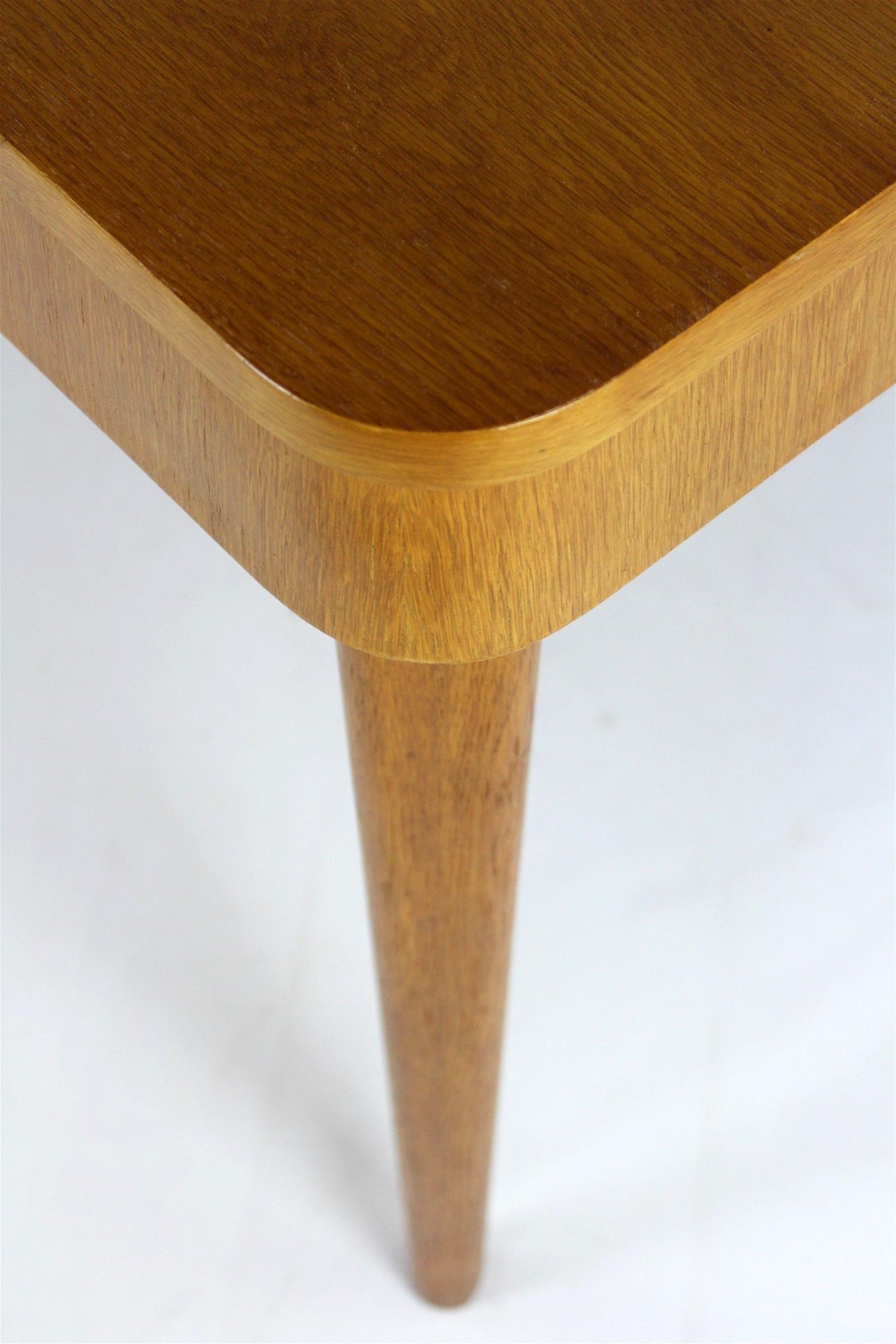 Restored Oak Extendable Dining Table by Jindřich Halabala, 1950s For Sale 14