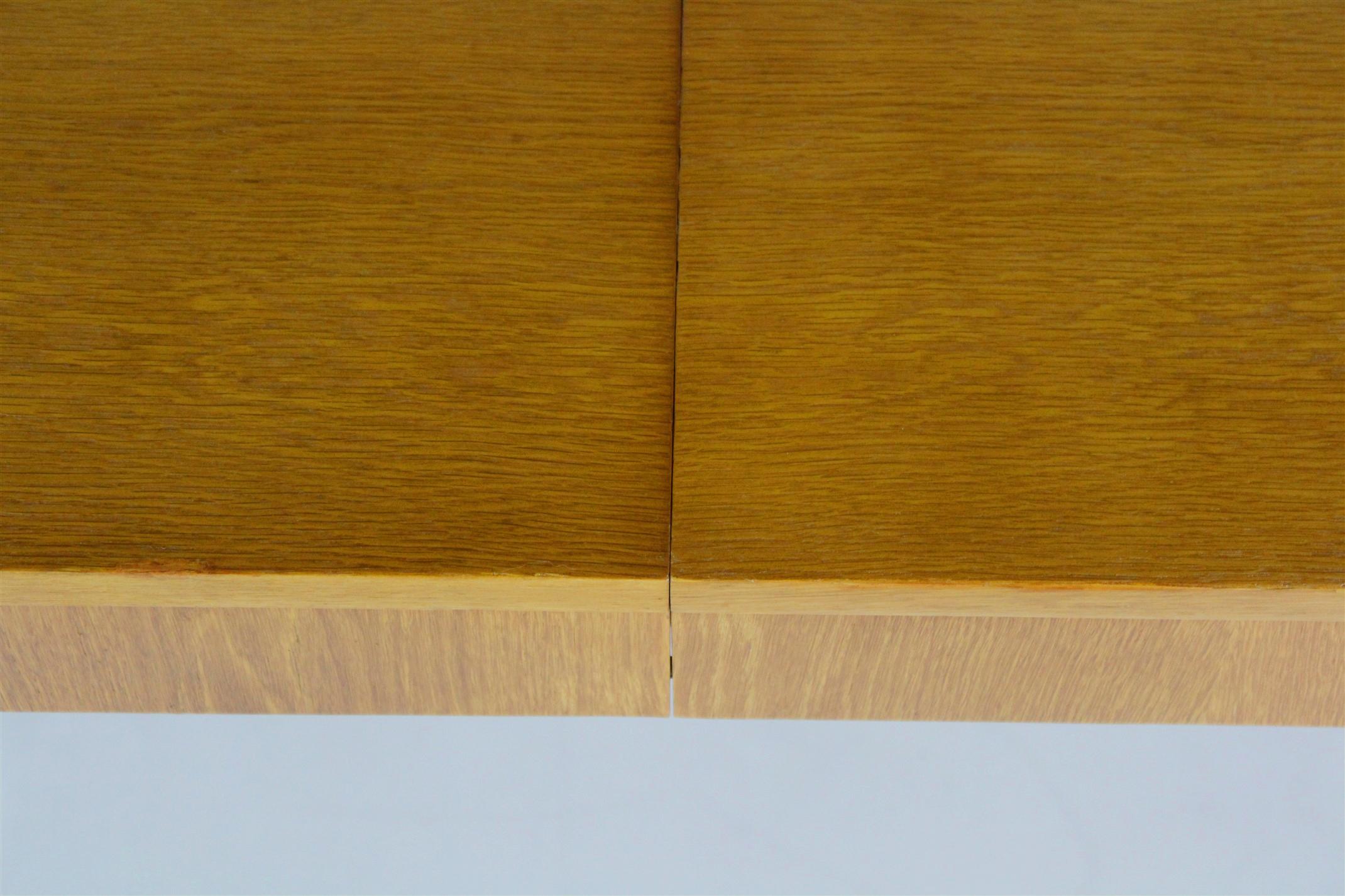 Restored Oak Extendable Dining Table by Jindřich Halabala, 1950s For Sale 2