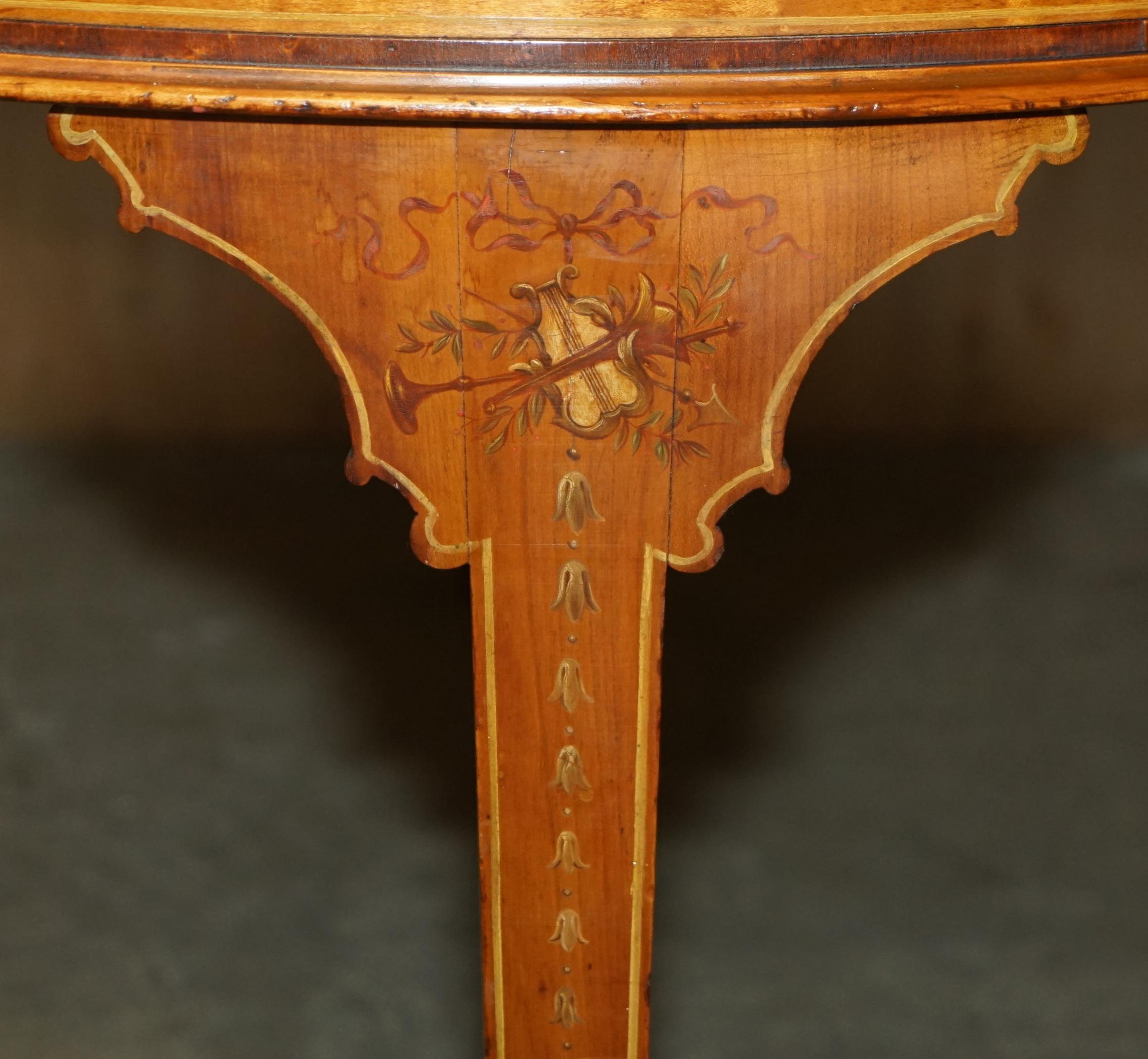 RESTORED ORIGINAL ANTIQUE SHERATON SATiNWOOD BROWN LEATHER LIBRARY CENTRE TABLE For Sale 1