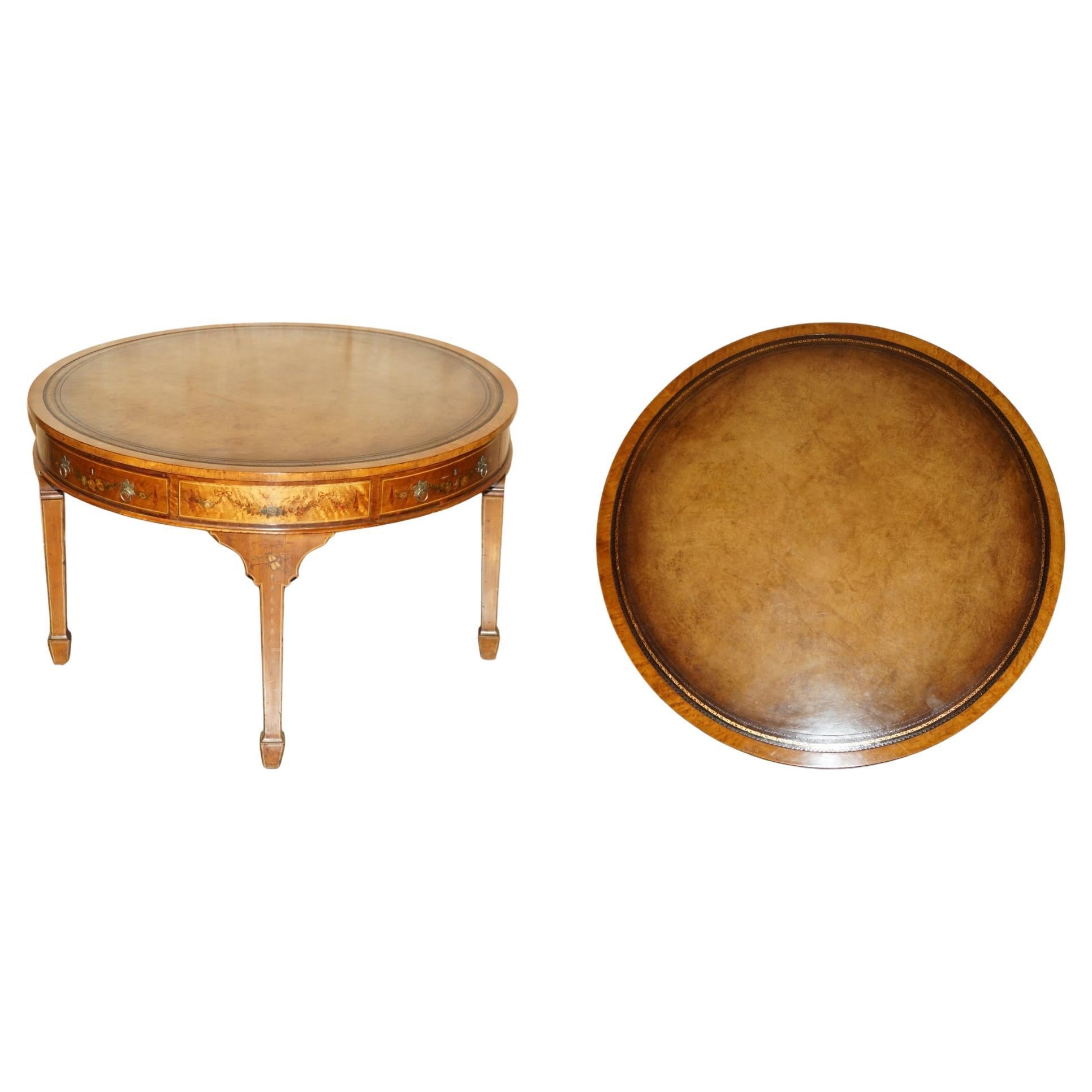 RESTORED ORIGINAL ANTIQUE SHERATON SATiNWOOD BROWN LEATHER LIBRARY CENTRE TABLE For Sale