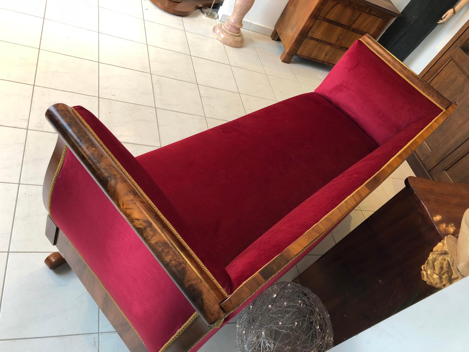 Restored Original Biedermeier Sofa Made of Walnut, Red Velvet In Good Condition For Sale In Senden, NRW