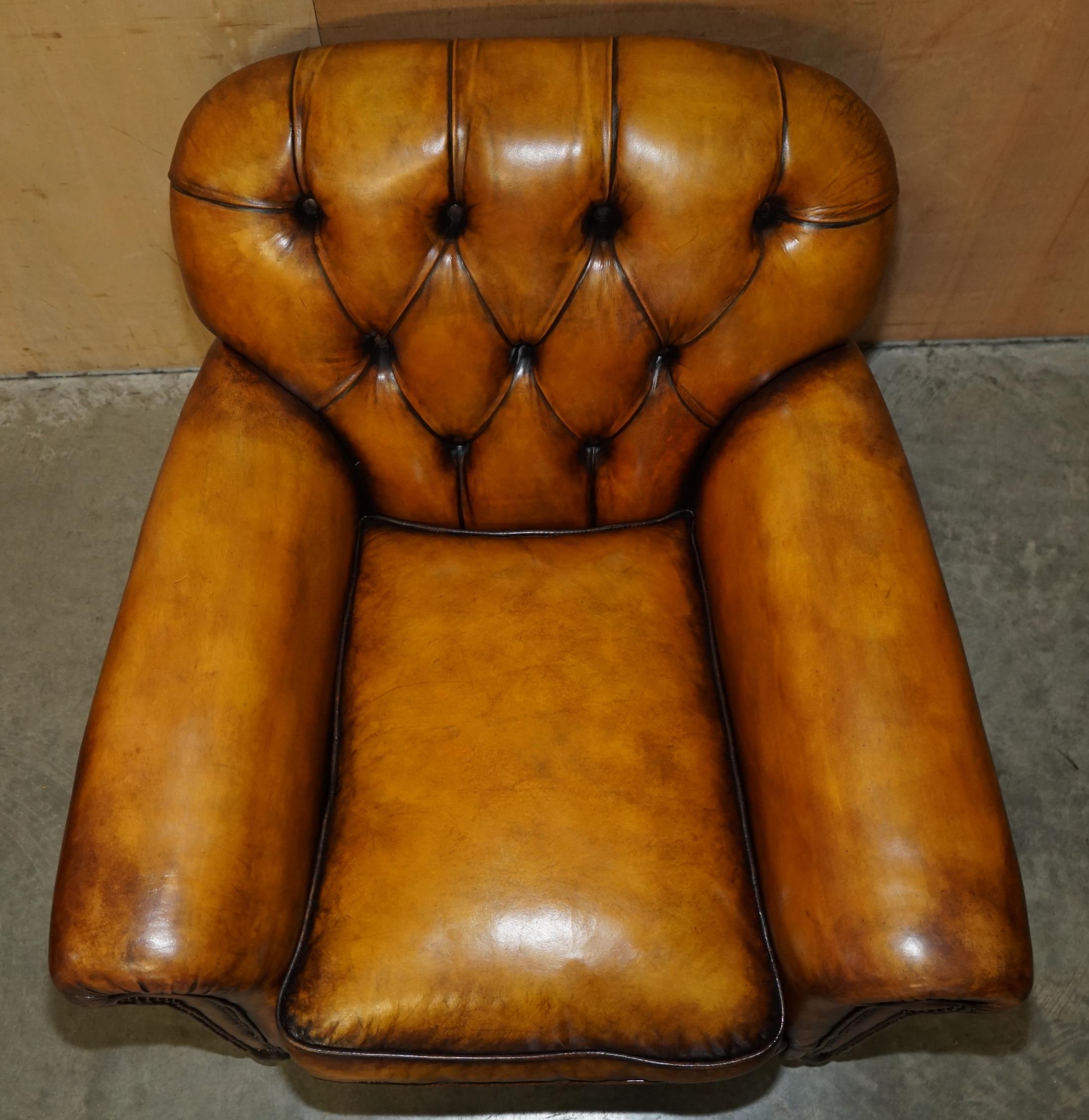 Hand-Crafted RESTORED PAIR OF ANTIQUE CHESTERFIELD VICTORIAN BROWN LEATHER CLUB ARMCHAIRs For Sale